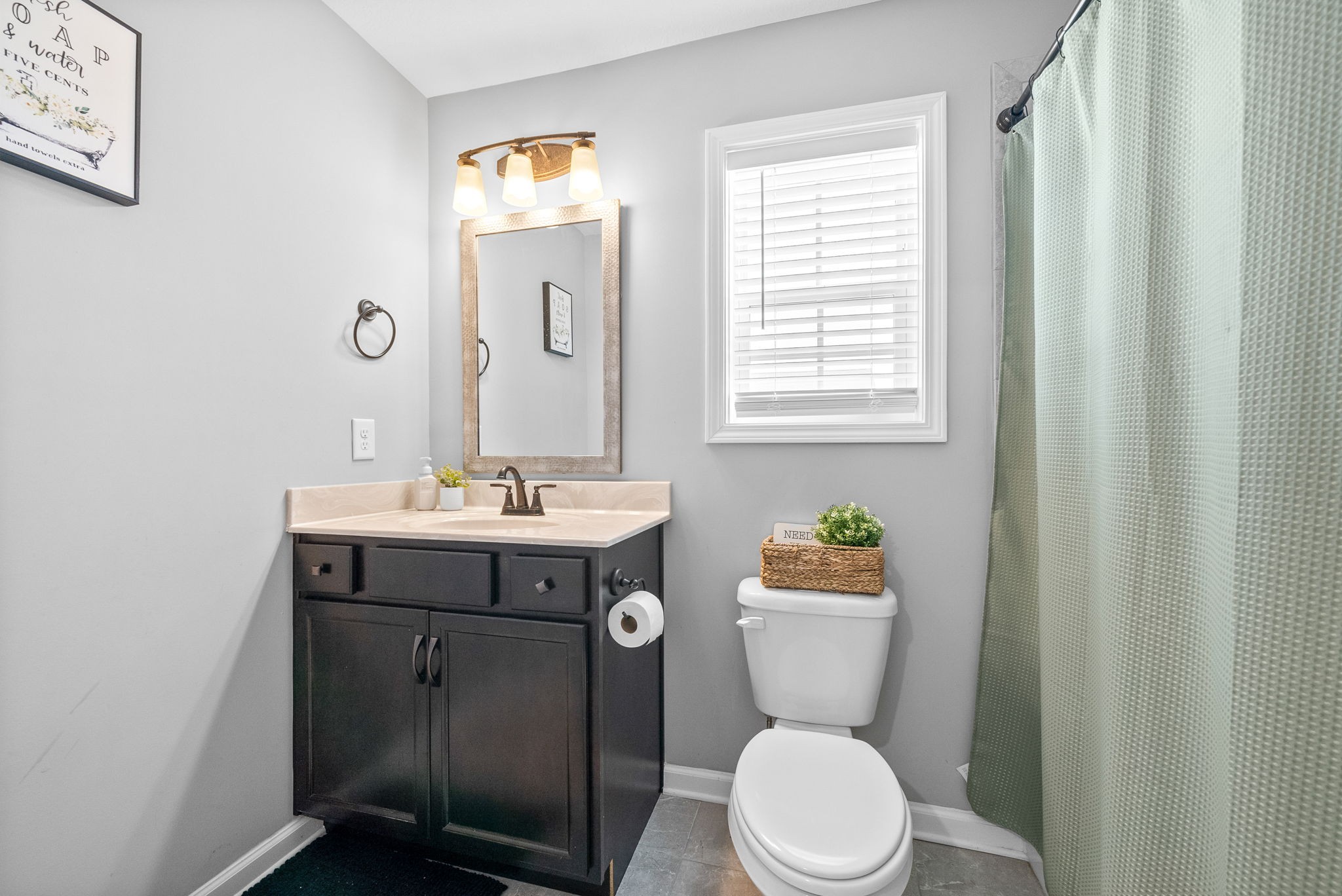 1621 Kestrel Dr Property Photo 35