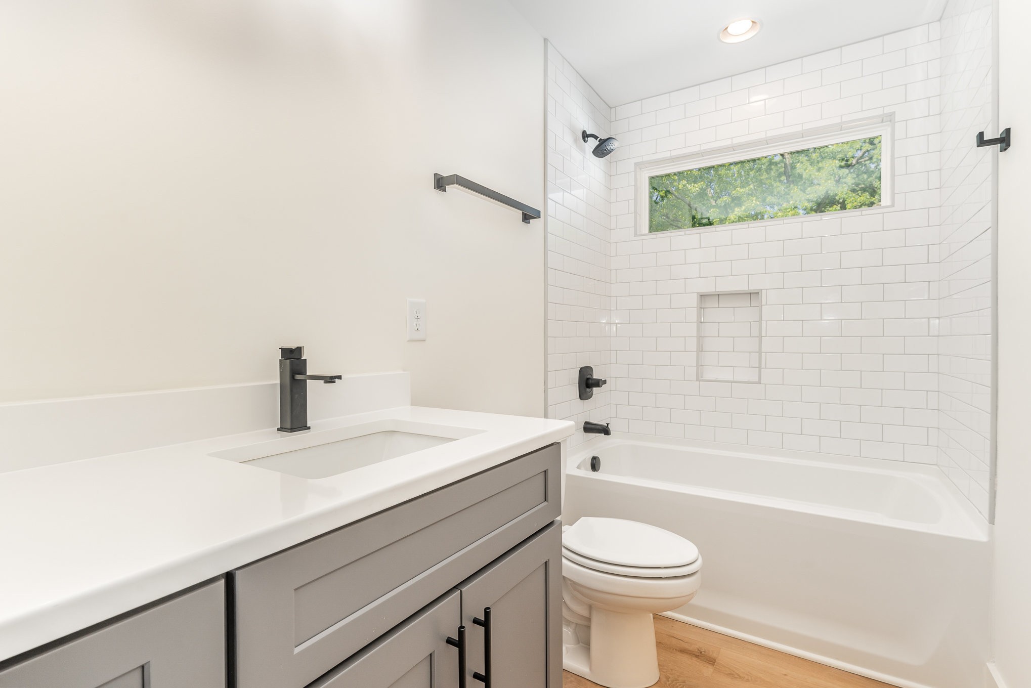 1610 Lawrence St Property Photo 15