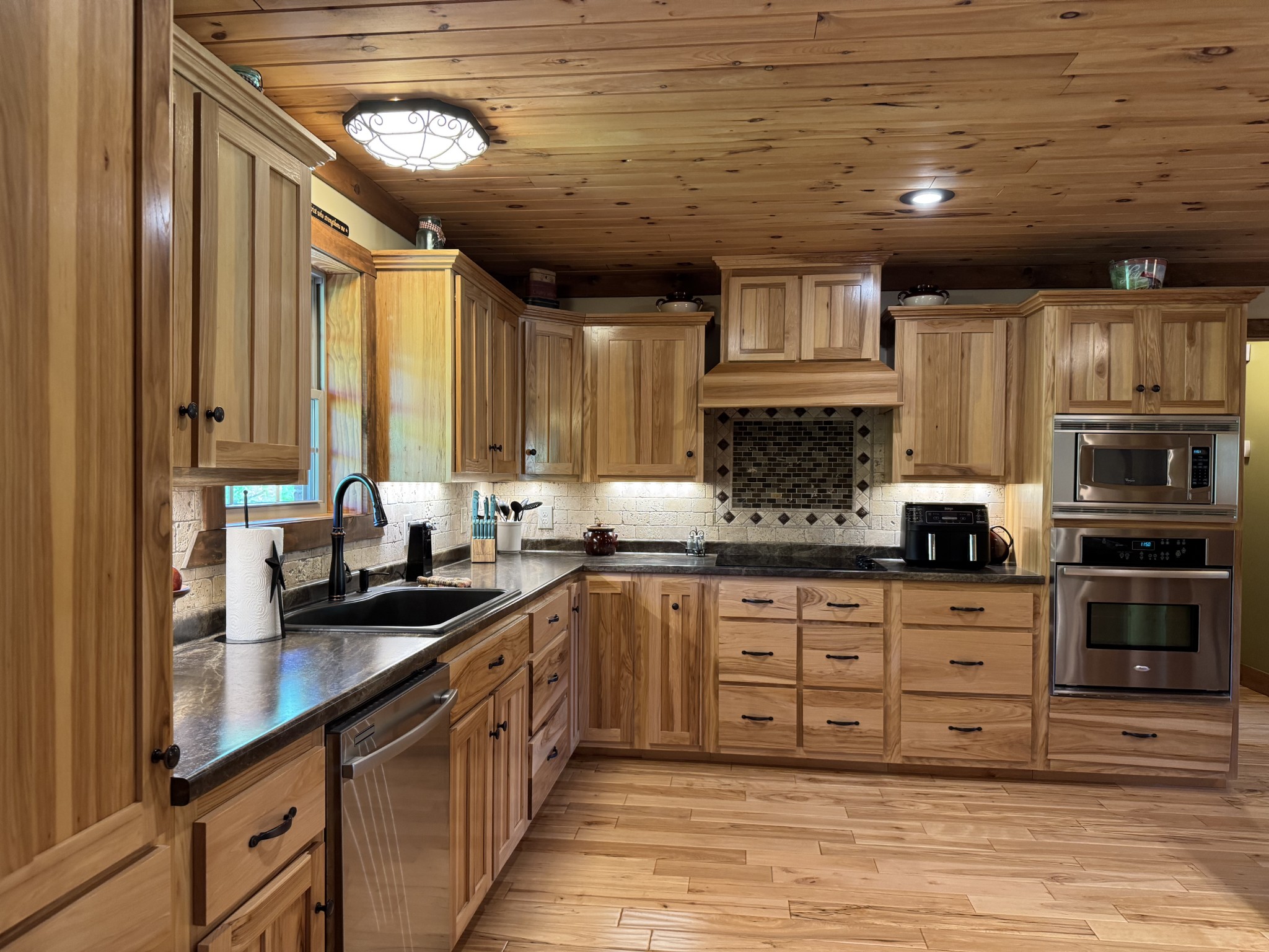 375 Autumn Ridge Ln Property Photo 5