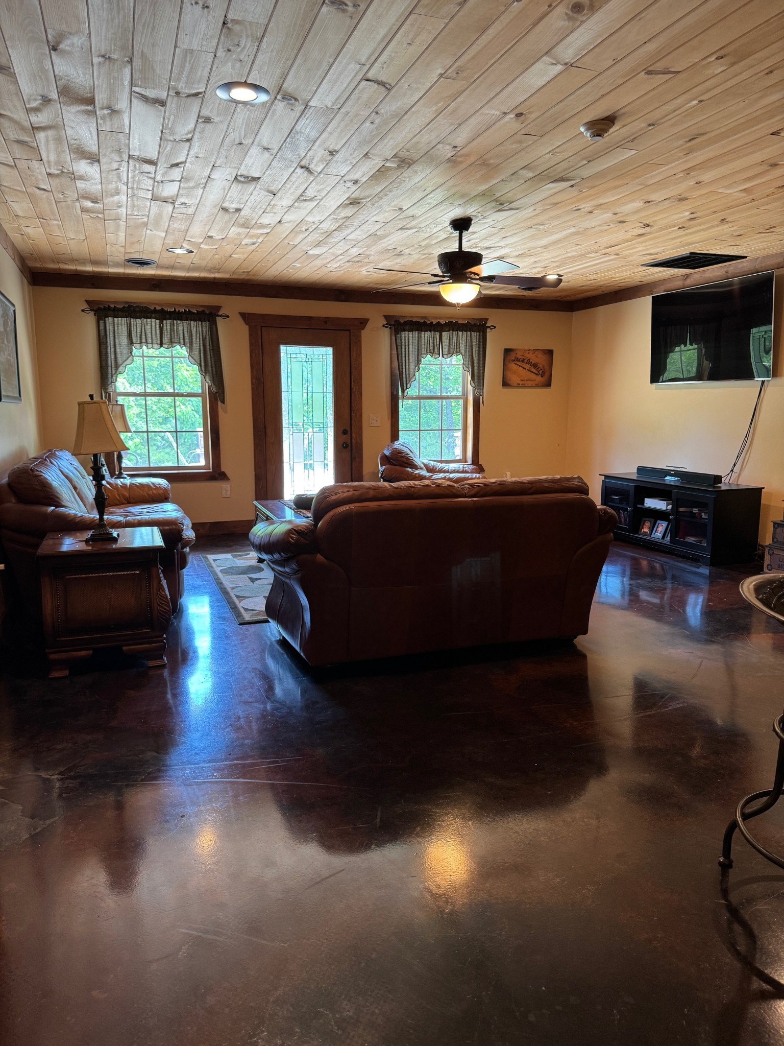 375 Autumn Ridge Ln Property Photo 17