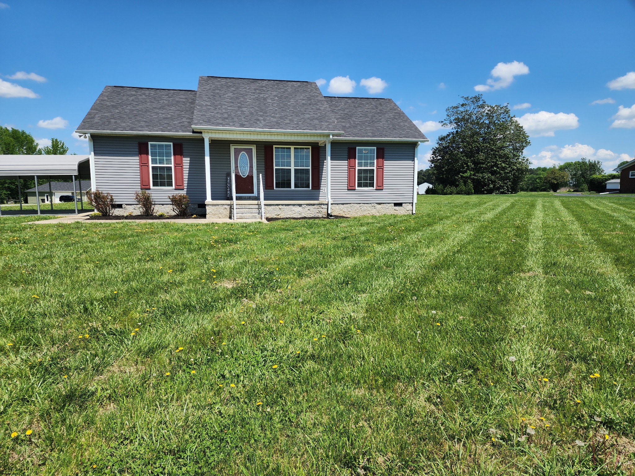 882 Prosser Rd Property Photo 2