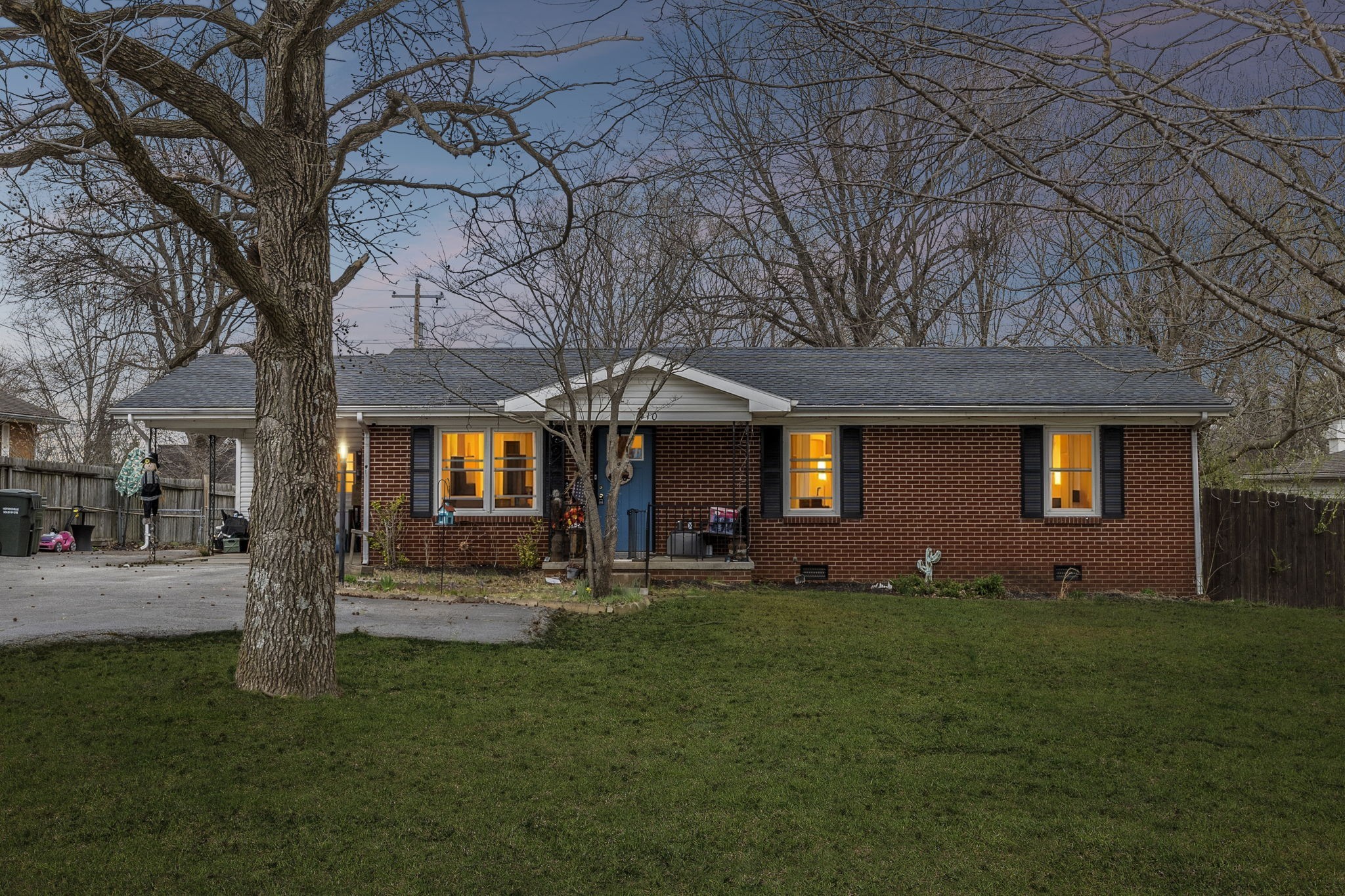 410 Millbrooke Dr Property Photo