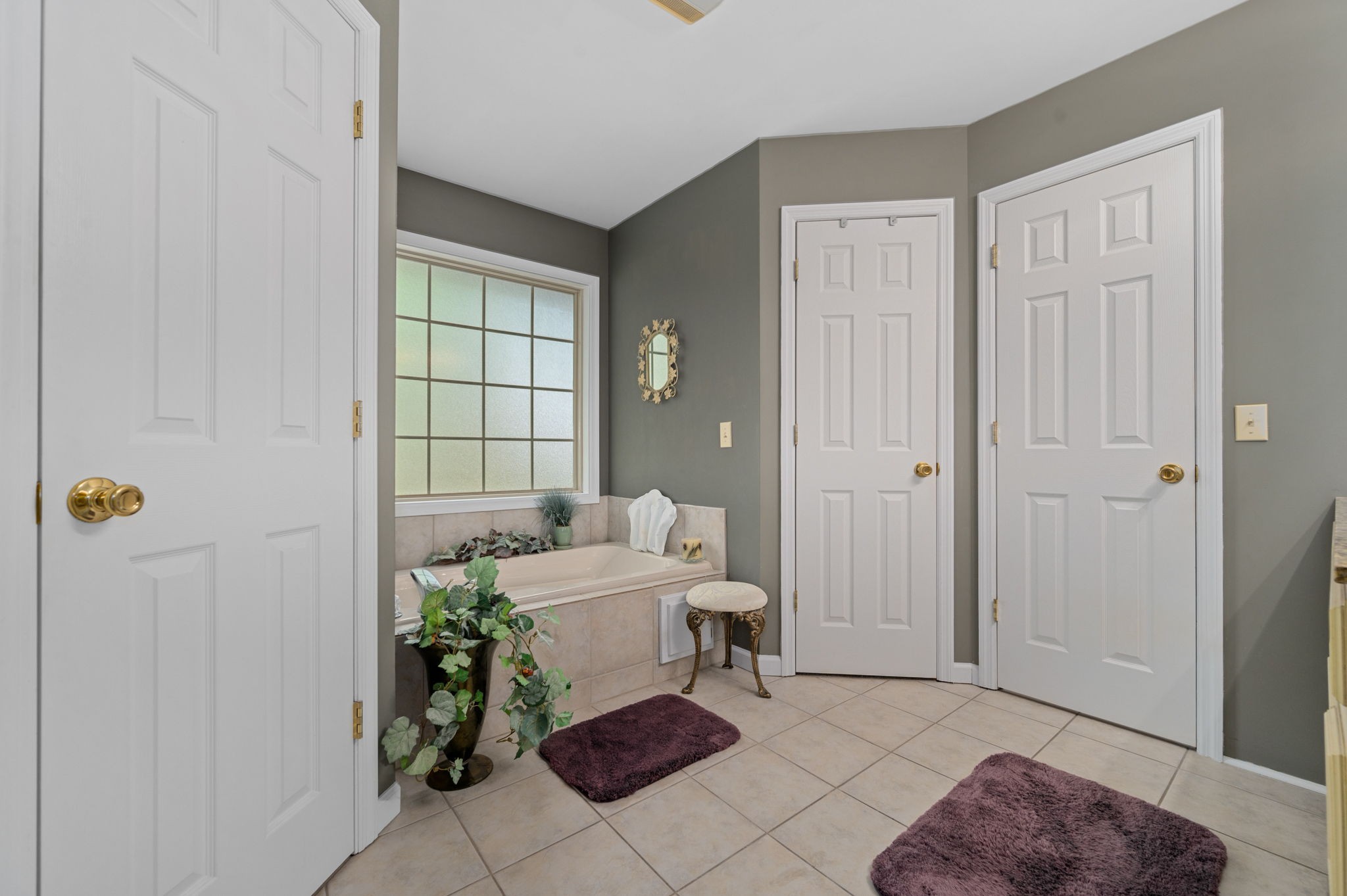 806 Forrest Dr Property Photo 12