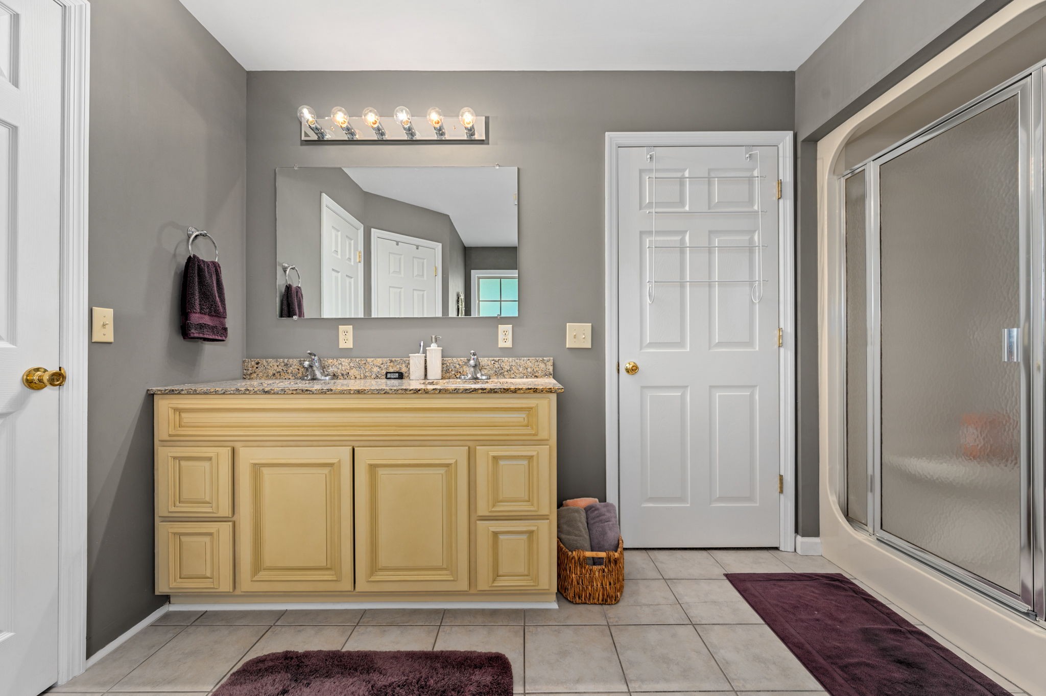 806 Forrest Dr Property Photo 13