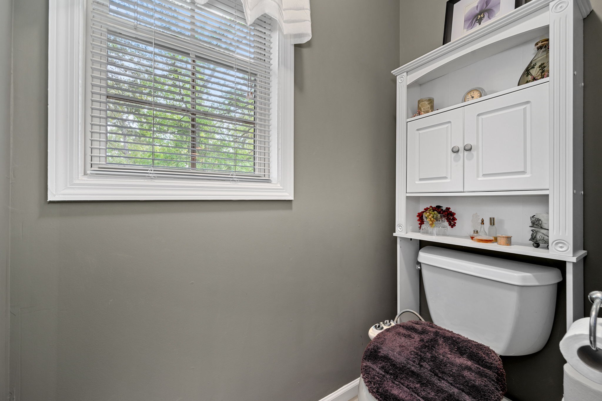 806 Forrest Dr Property Photo 14