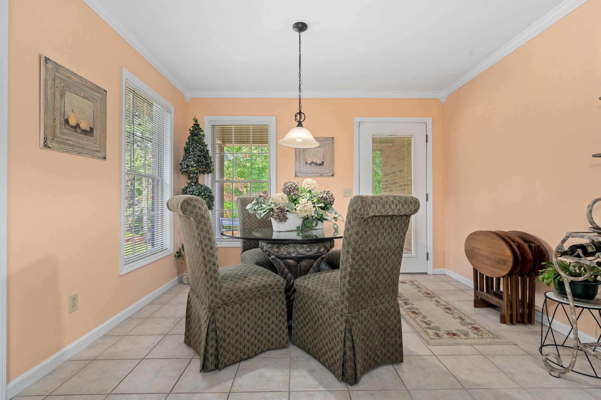 806 Forrest Dr Property Photo 25