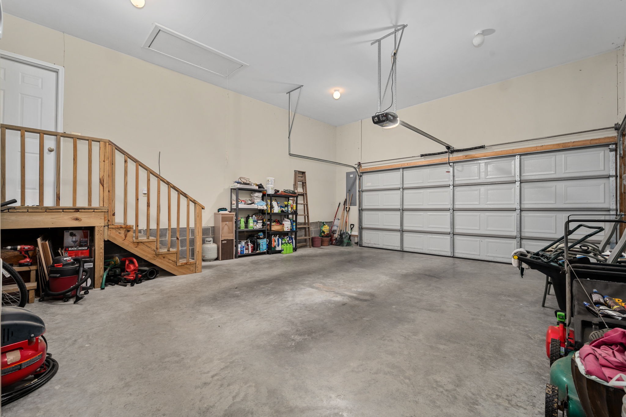 806 Forrest Dr Property Photo 28