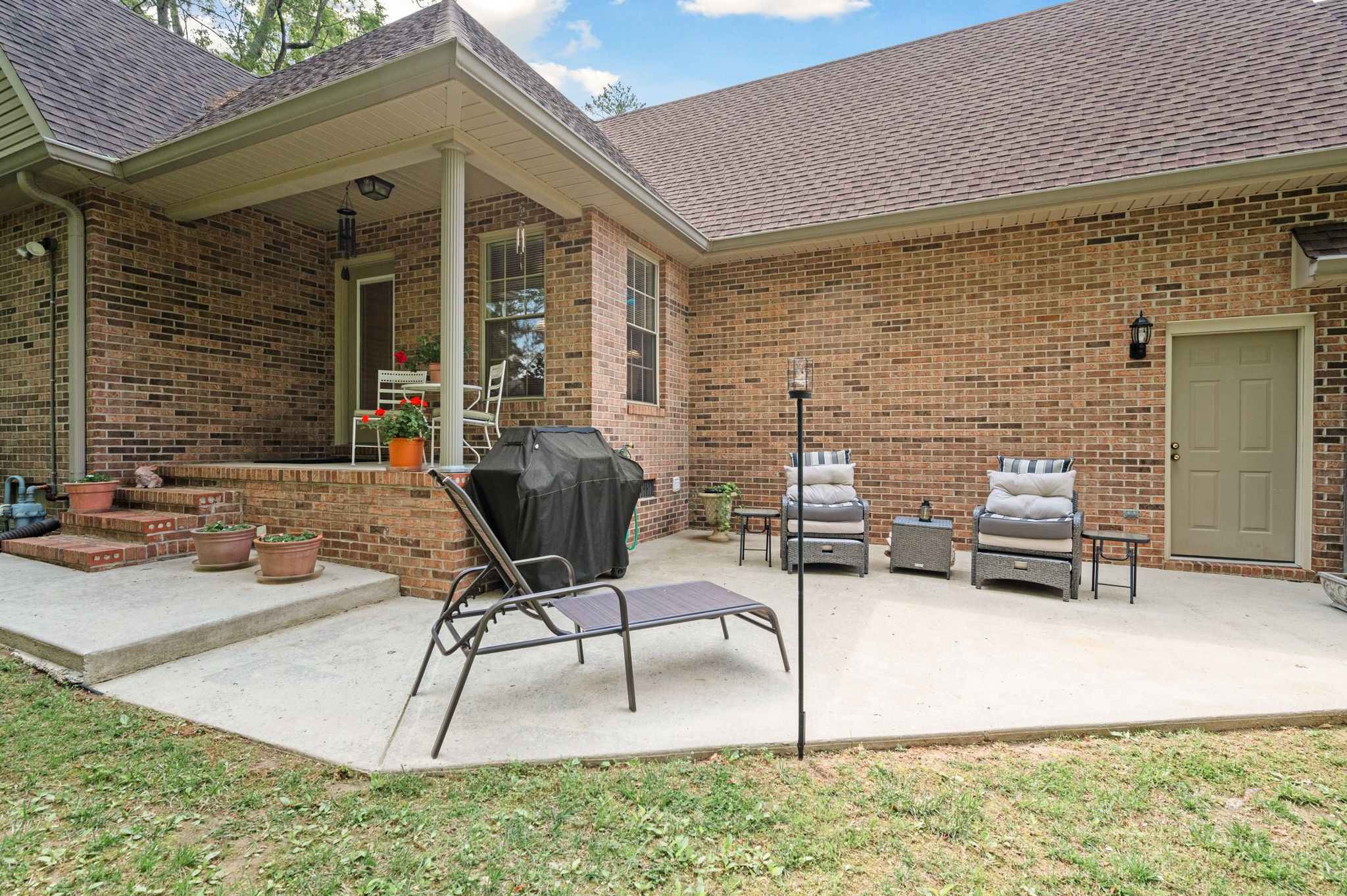 806 Forrest Dr Property Photo 30