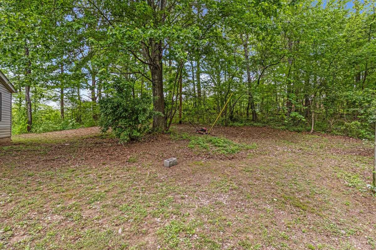 835 Harris Rd Property Photo 14