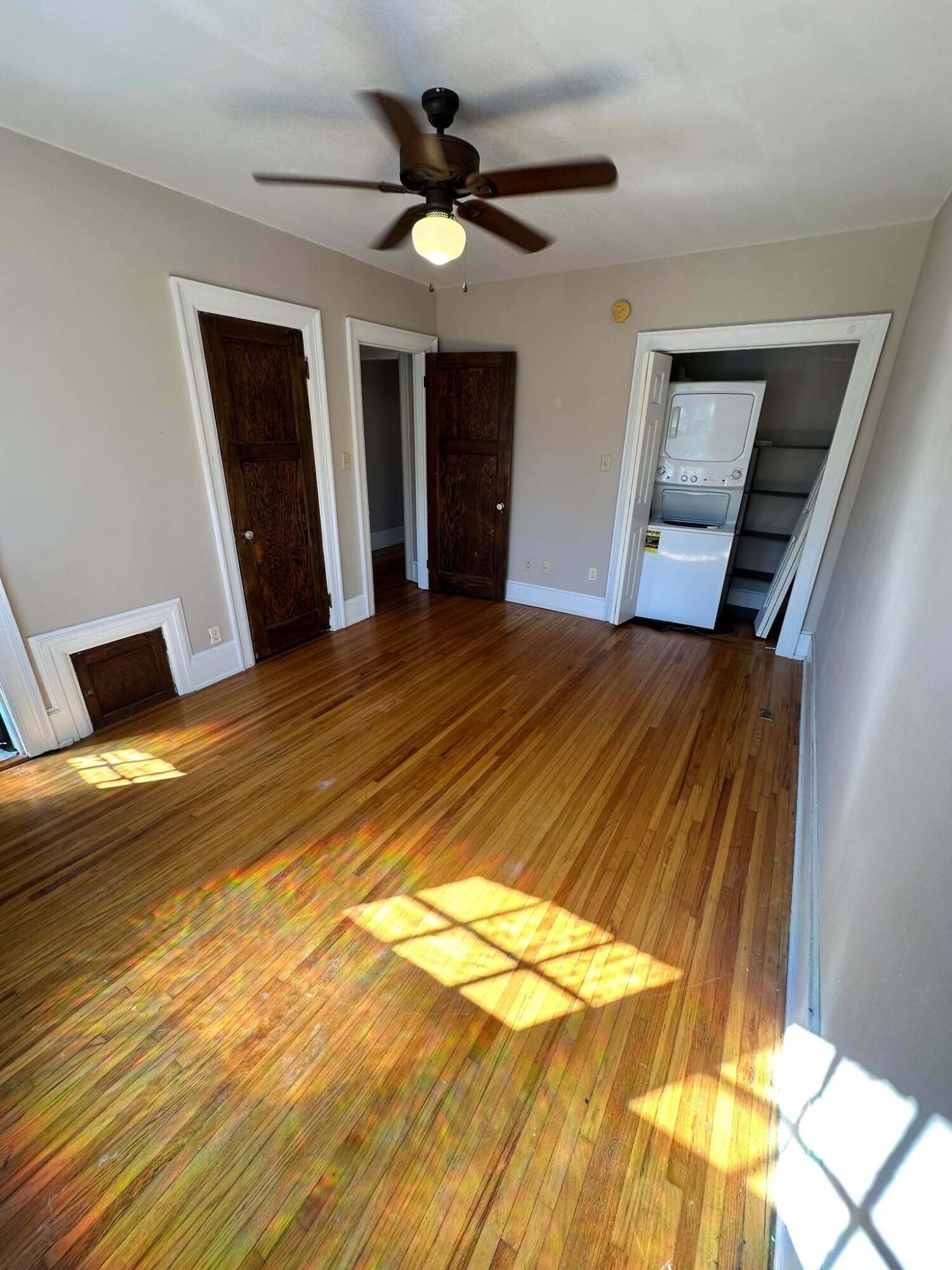 1400 Duncan Avenue Property Photo 3