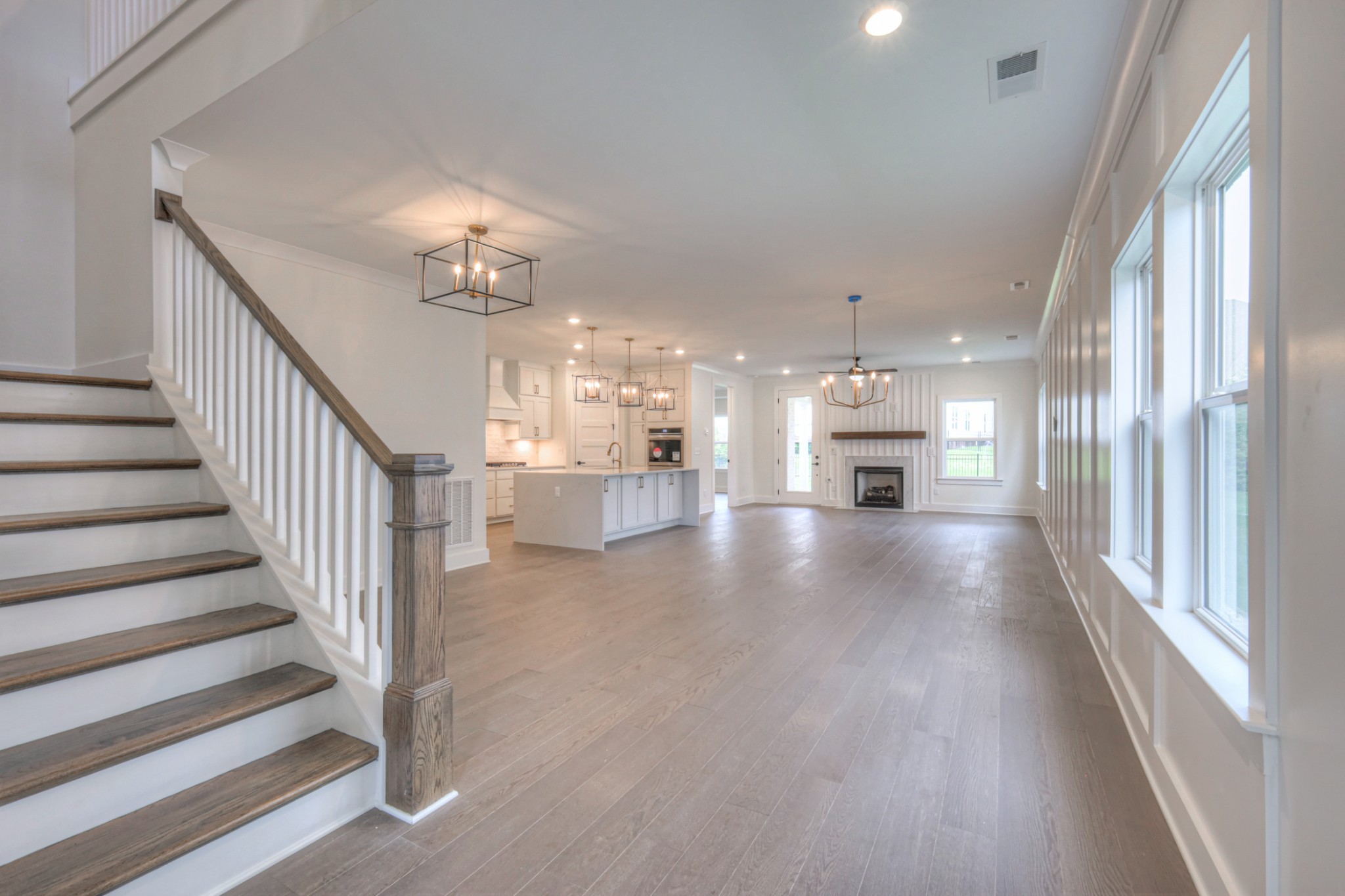 4019 Singing Creek Drive Property Photo 8
