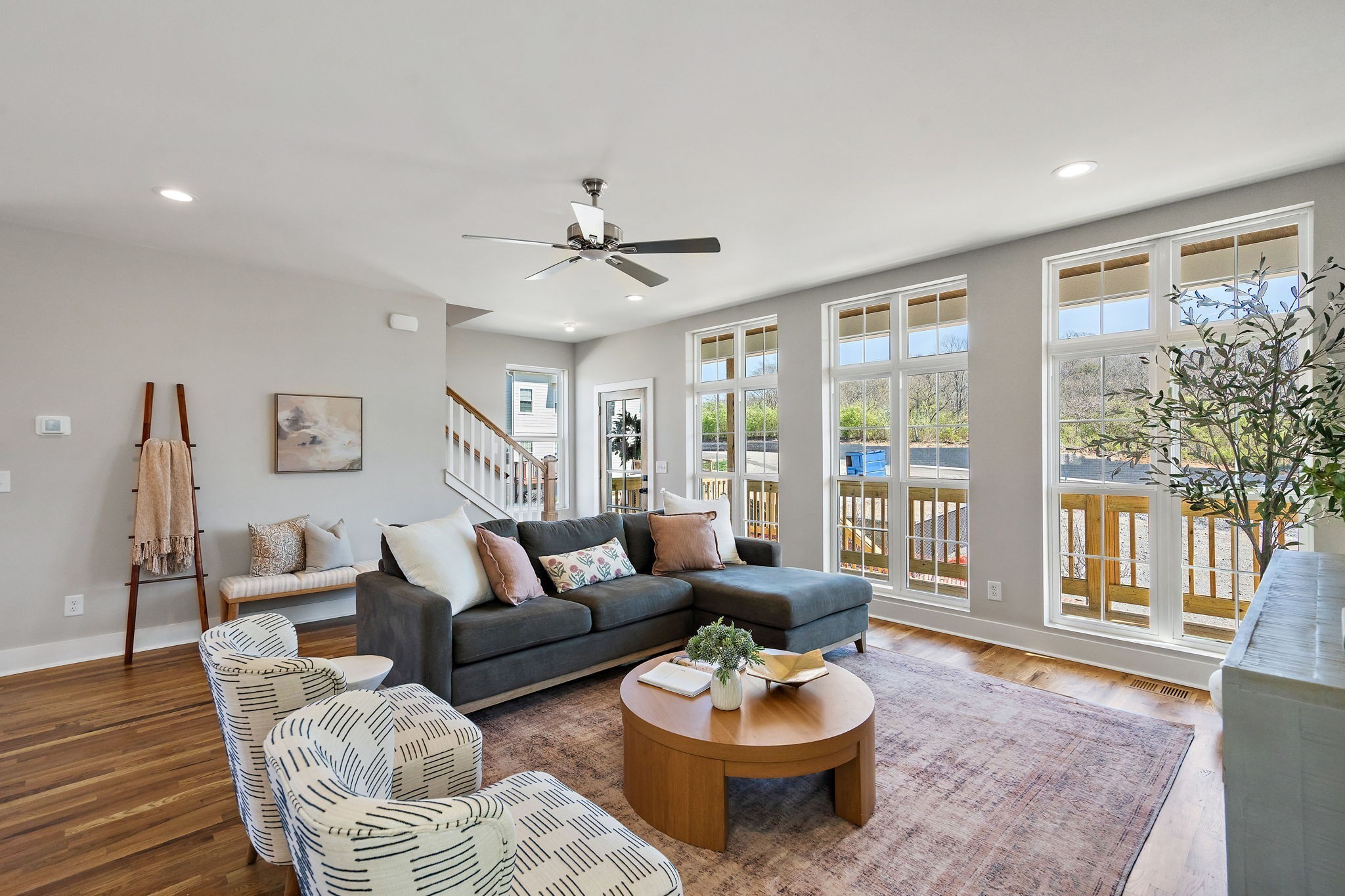 807 Arbor Trace Cir Property Photo 1
