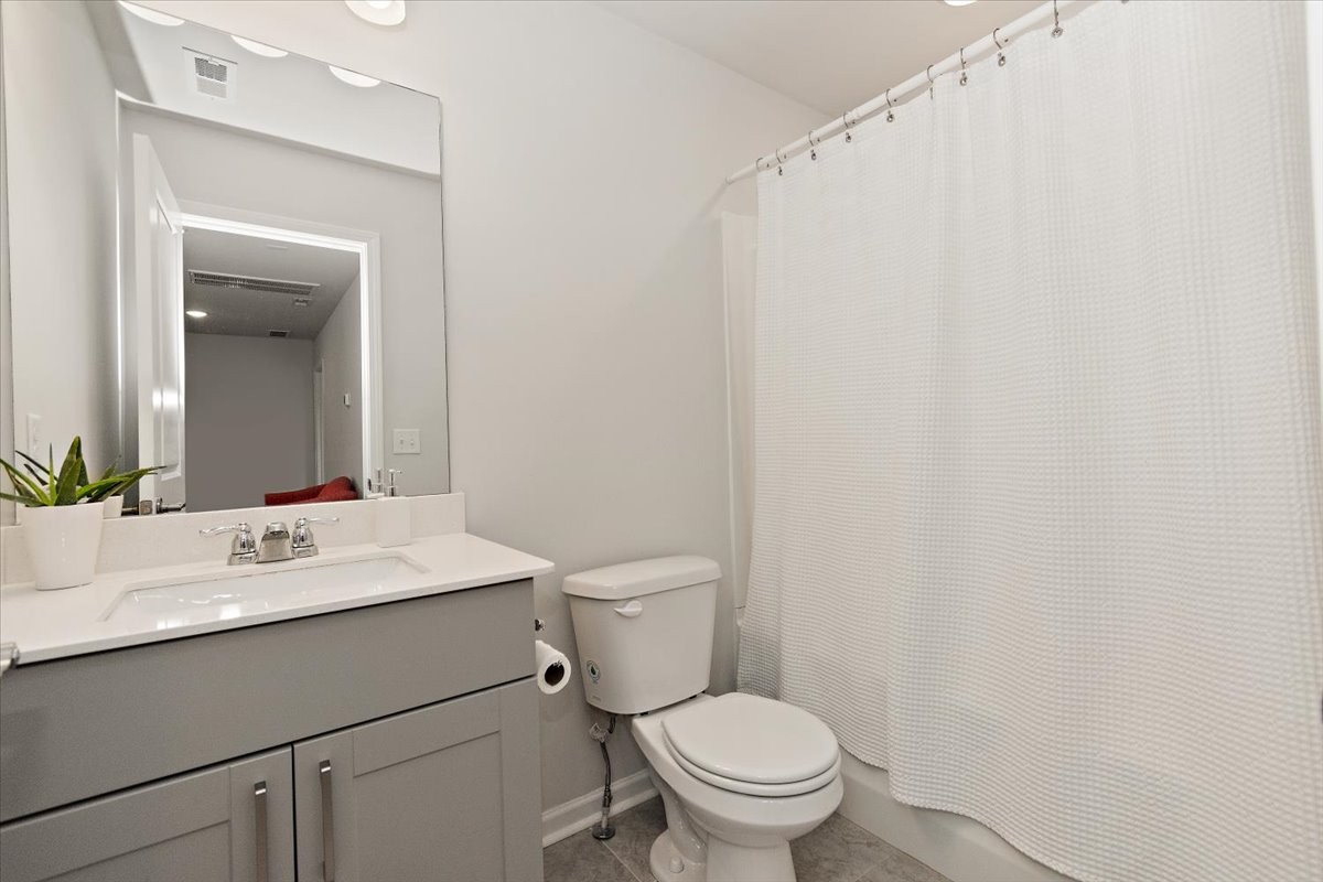 3294 Holiday Ln Property Photo 29