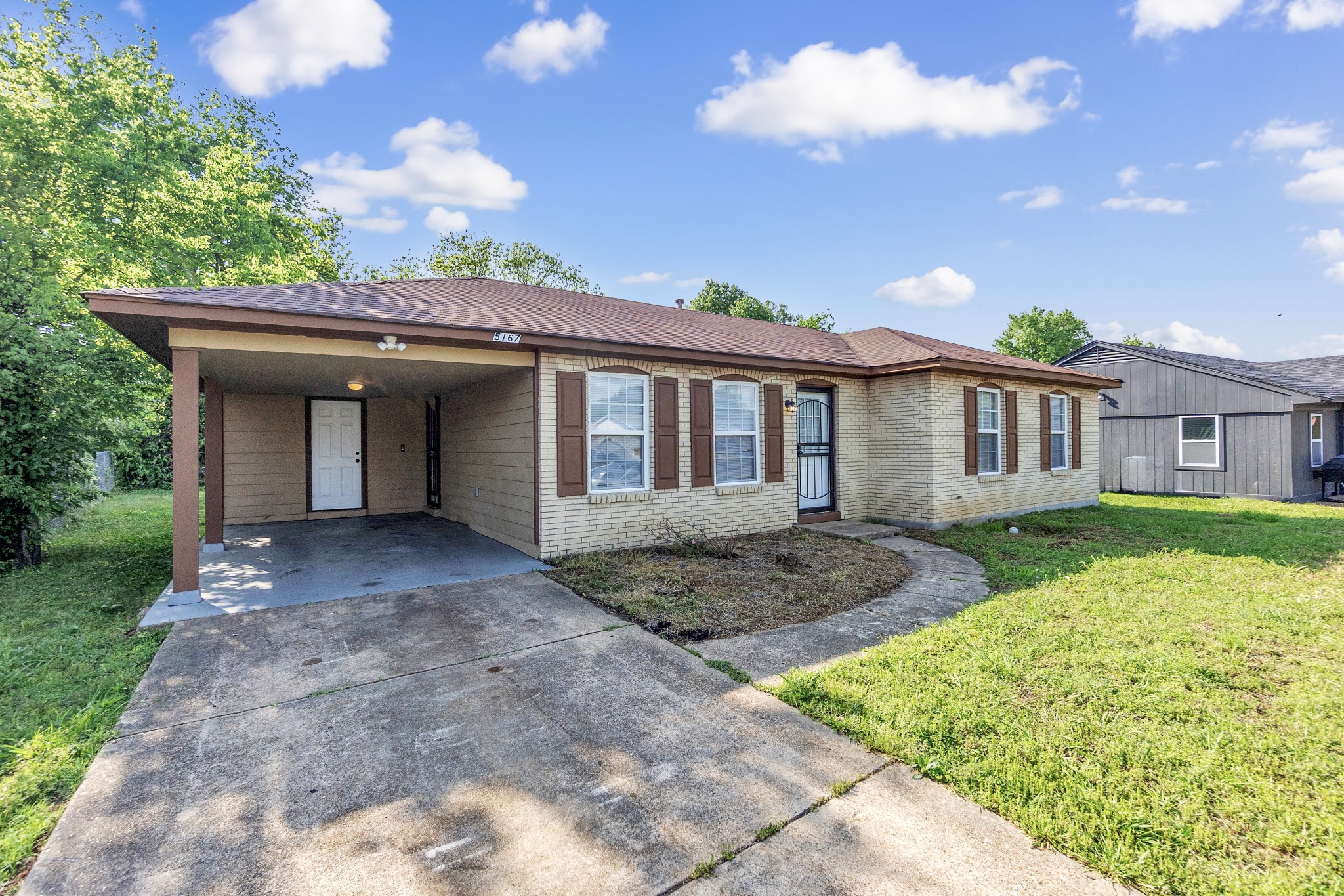 5167 Fairley Rd Property Photo
