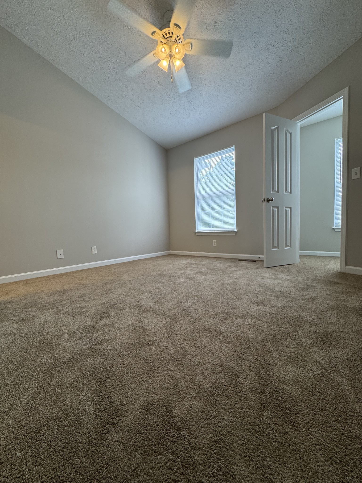 1306 Vermont Ct Property Photo 17