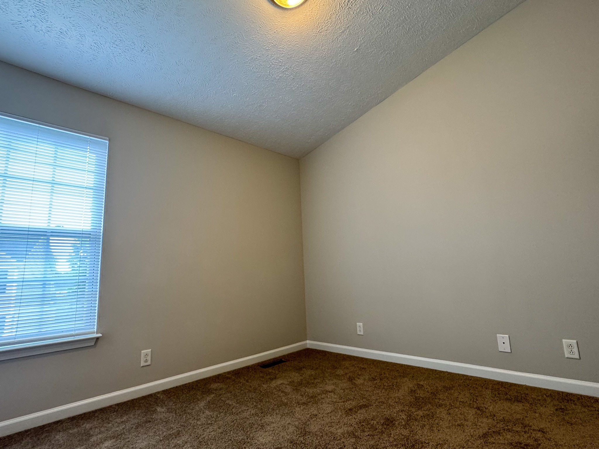 1306 Vermont Ct Property Photo 30
