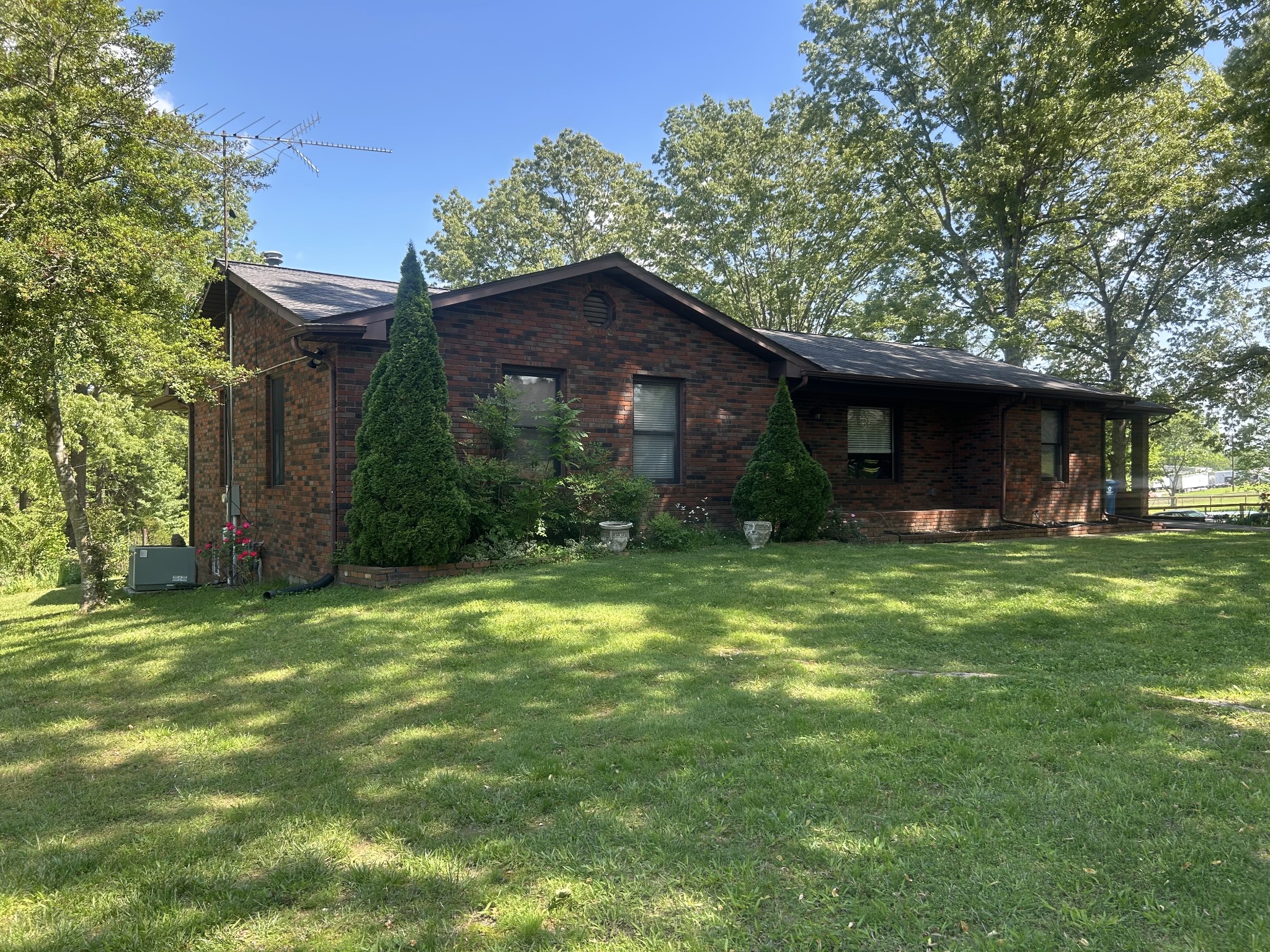 108 Hazelnut Ave Property Photo