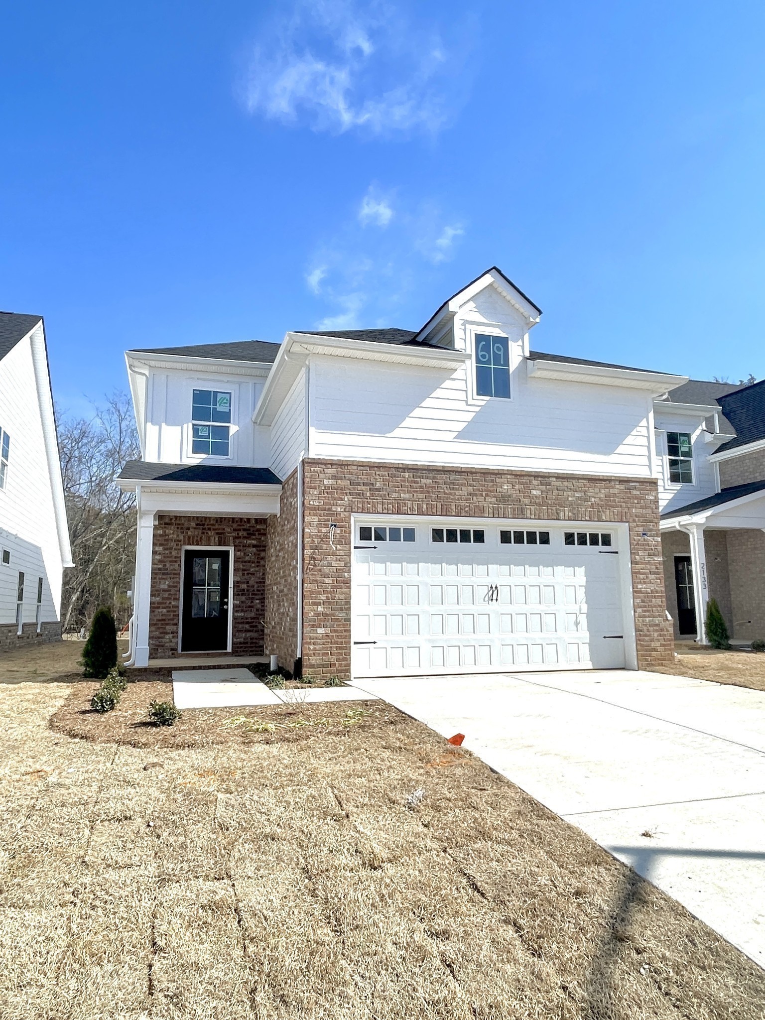 2207 Barringer Ln Property Photo 1