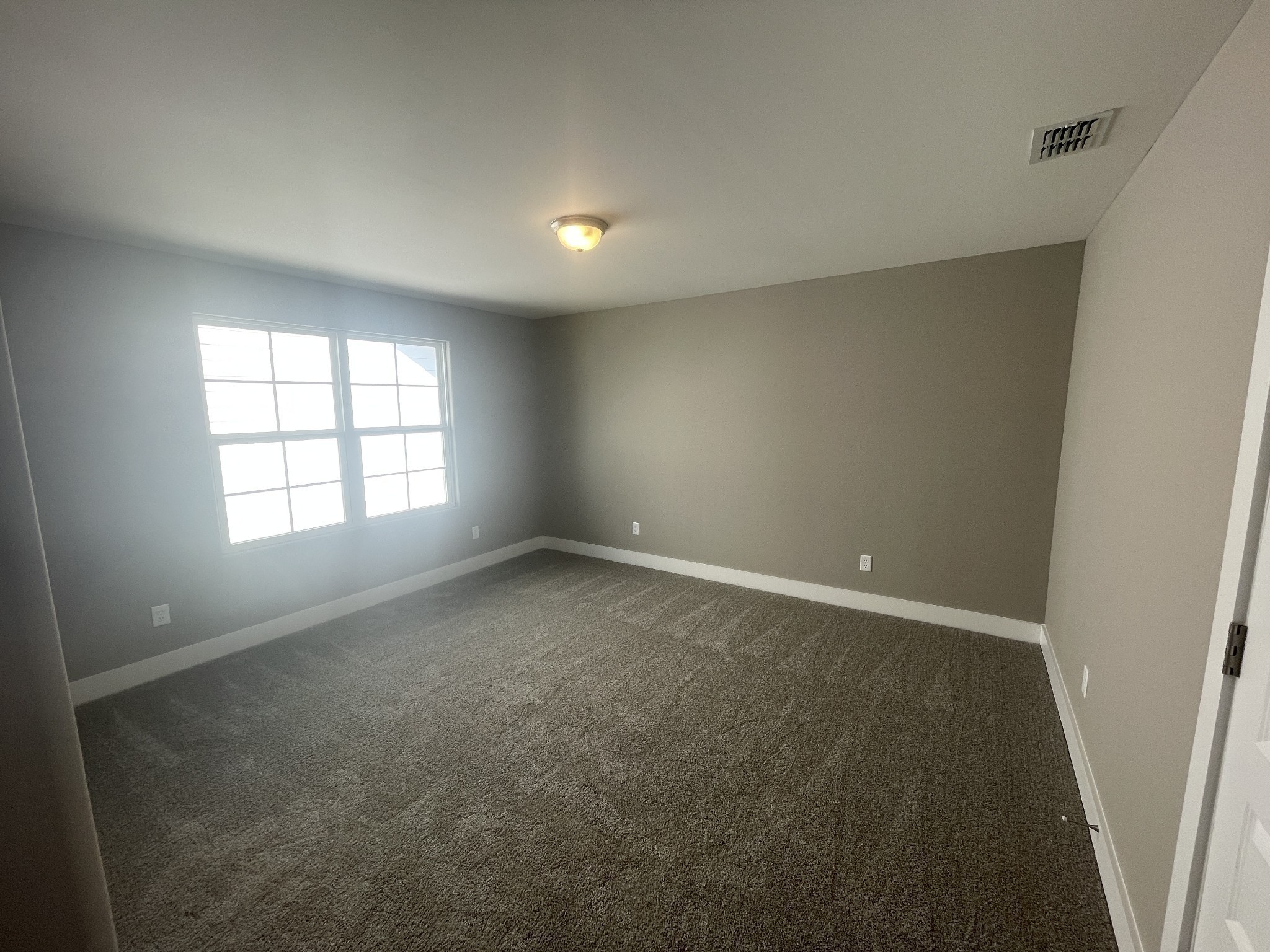 2207 Barringer Ln Property Photo 11