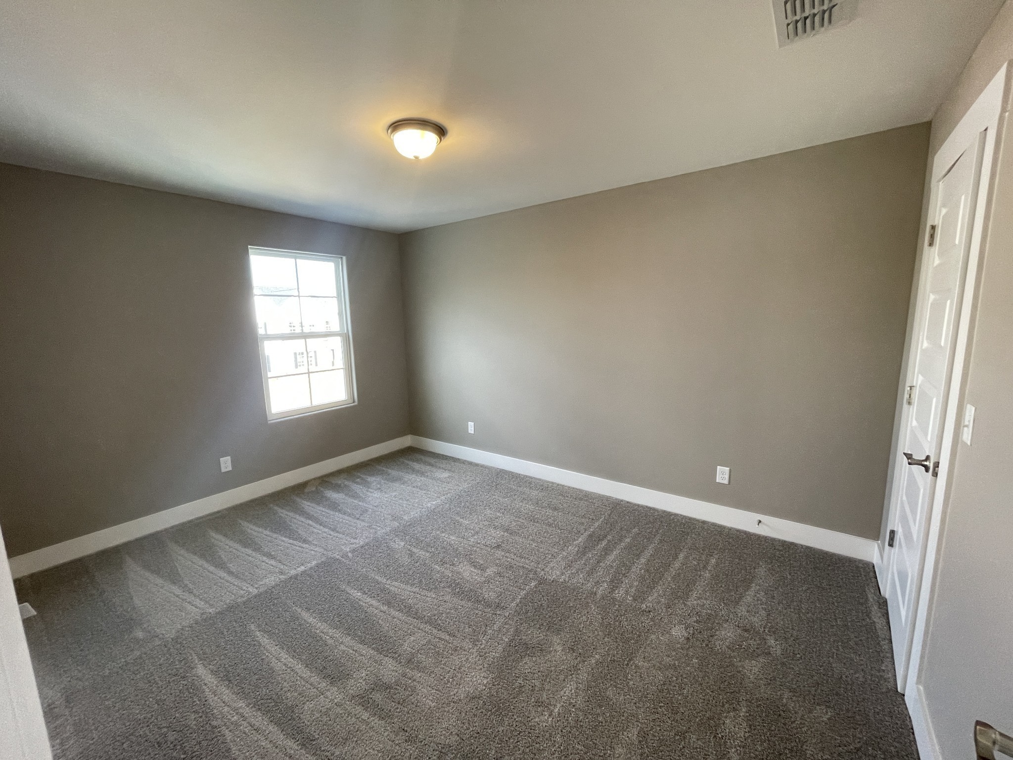 2207 Barringer Ln Property Photo 12