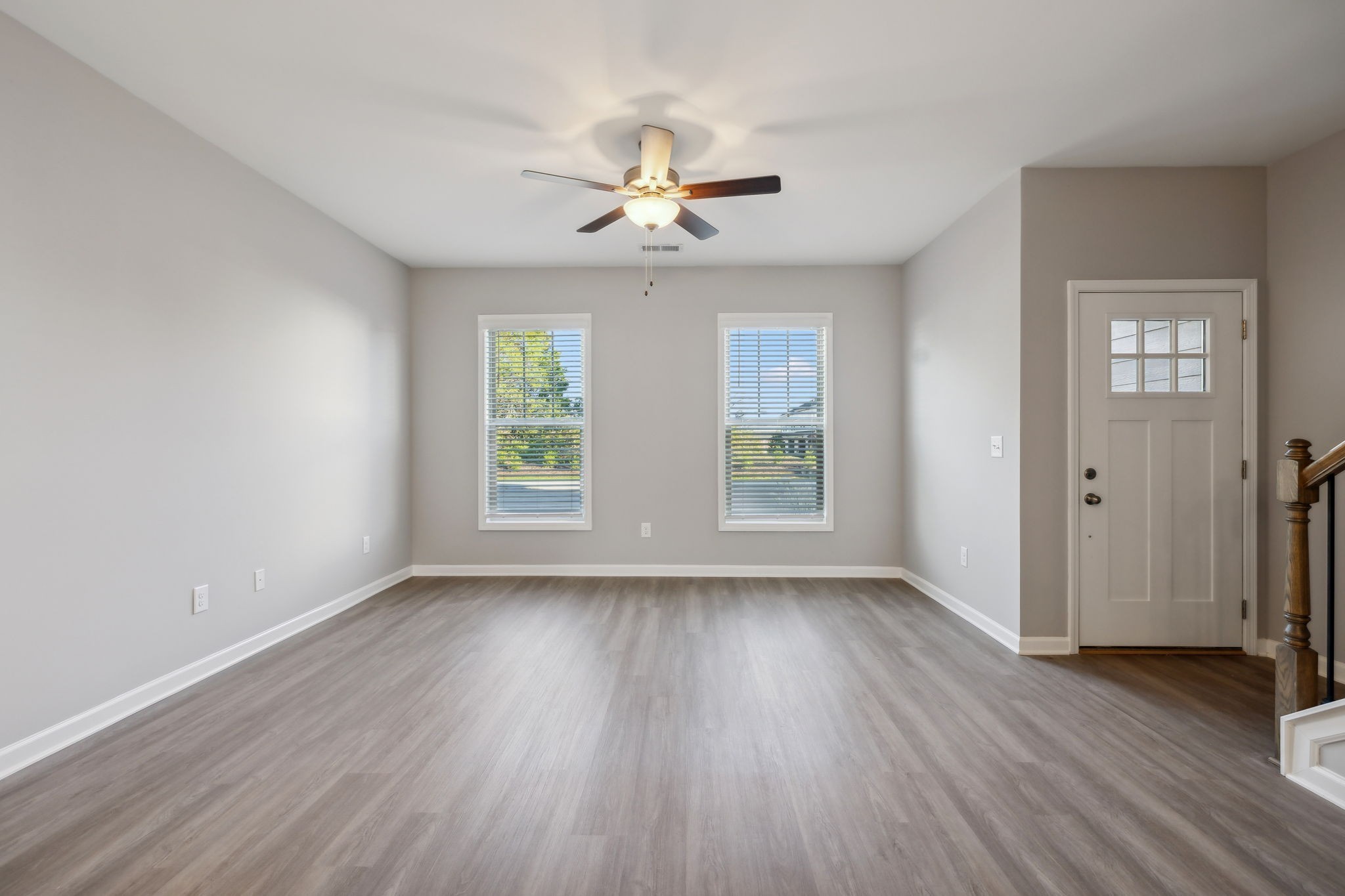 129 Floyd Jct Property Photo 3