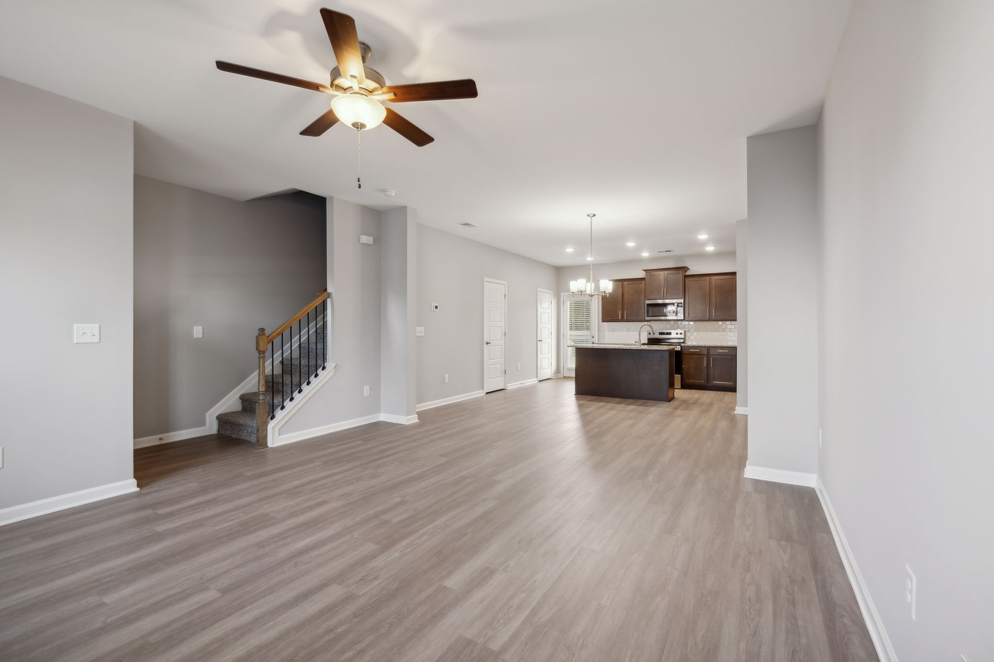 129 Floyd Jct Property Photo 6