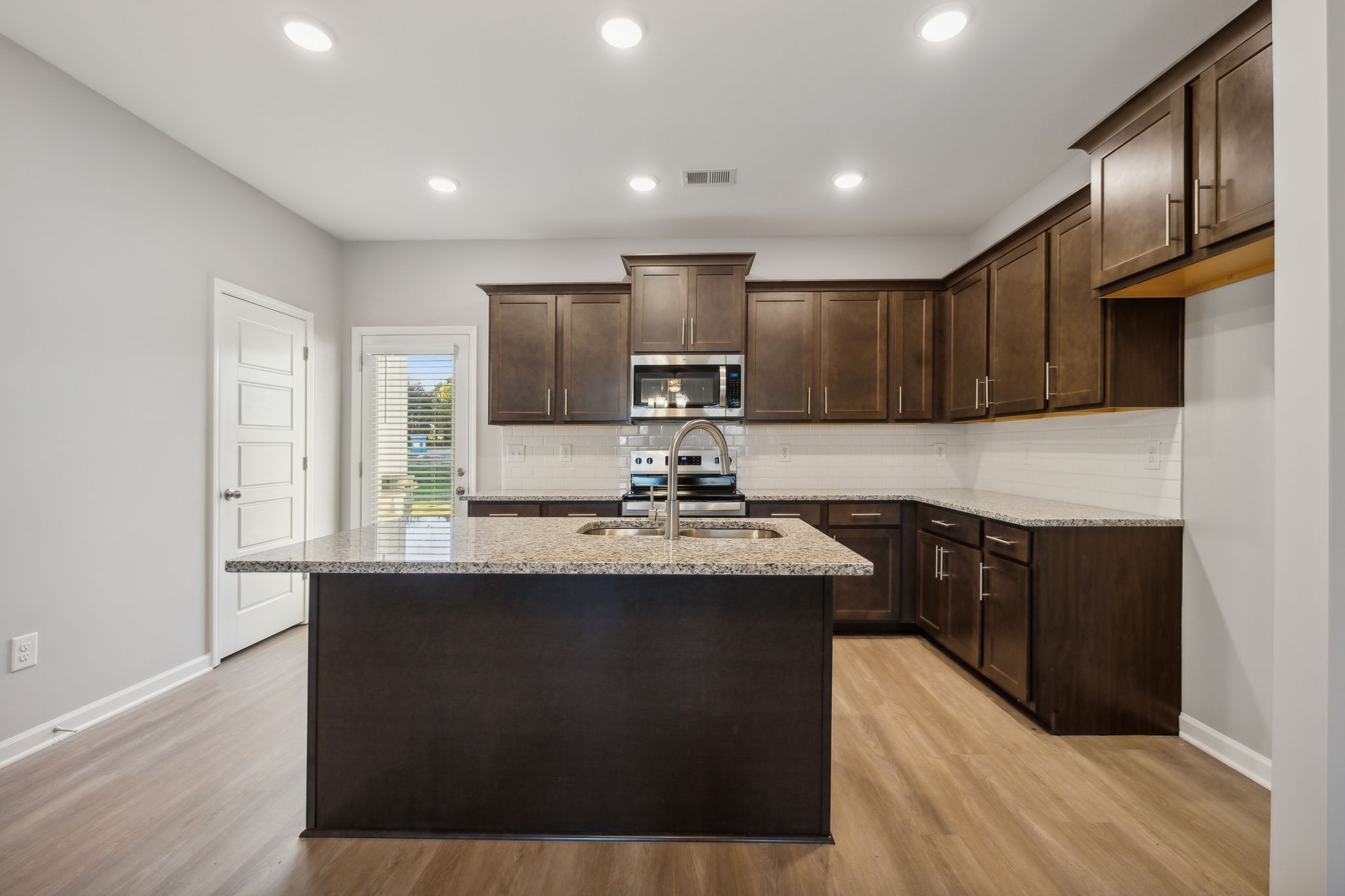 129 Floyd Jct Property Photo 9