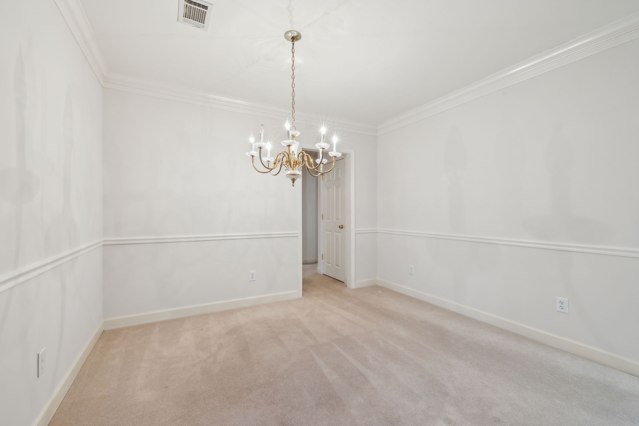 8508 Sawyer Brown Rd Property Photo 6