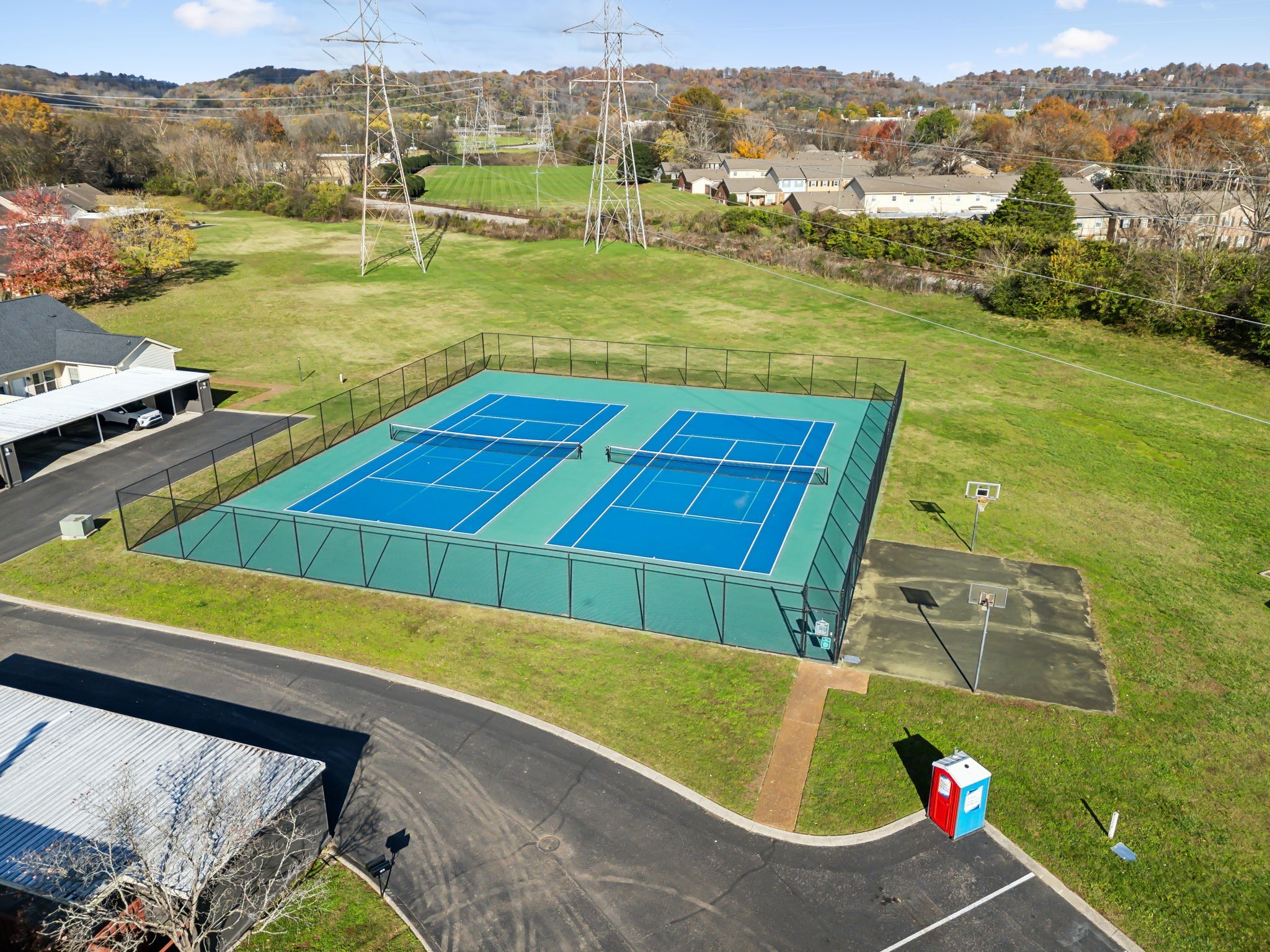 8508 Sawyer Brown Rd Property Photo 40