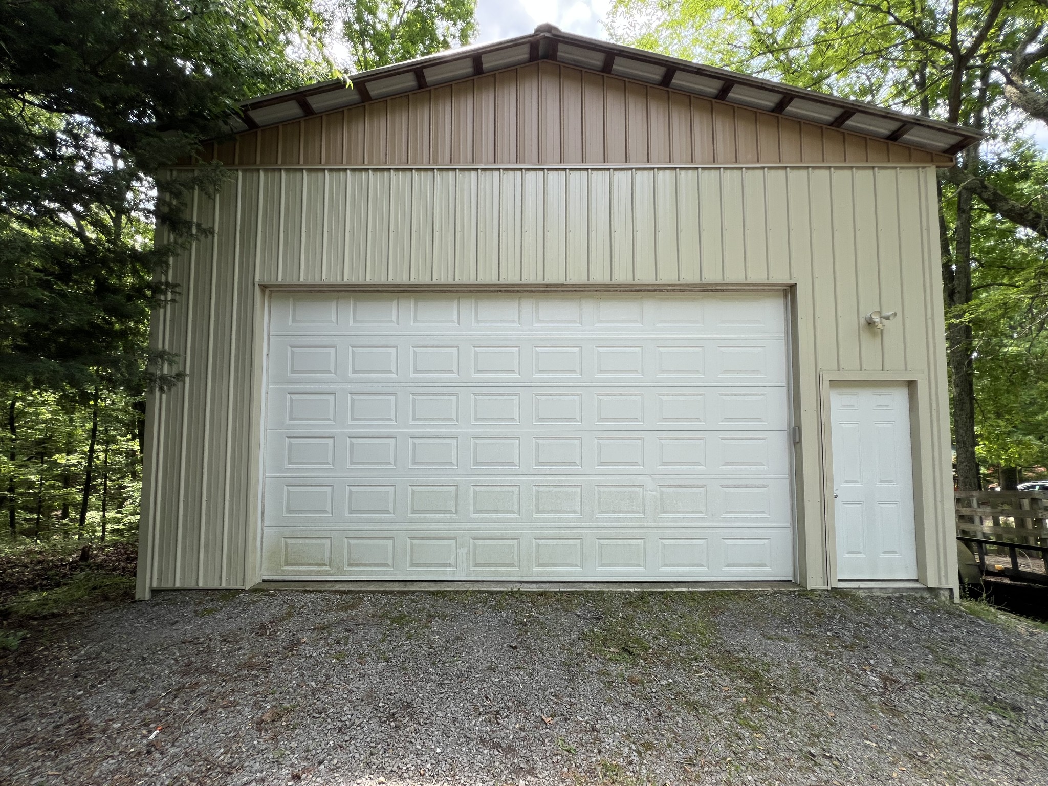 269 Eagle View Dr Property Photo
