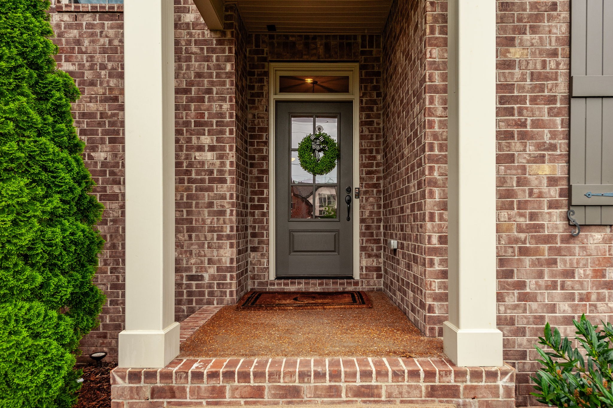 1092 Summerstar Cir Property Photo 6