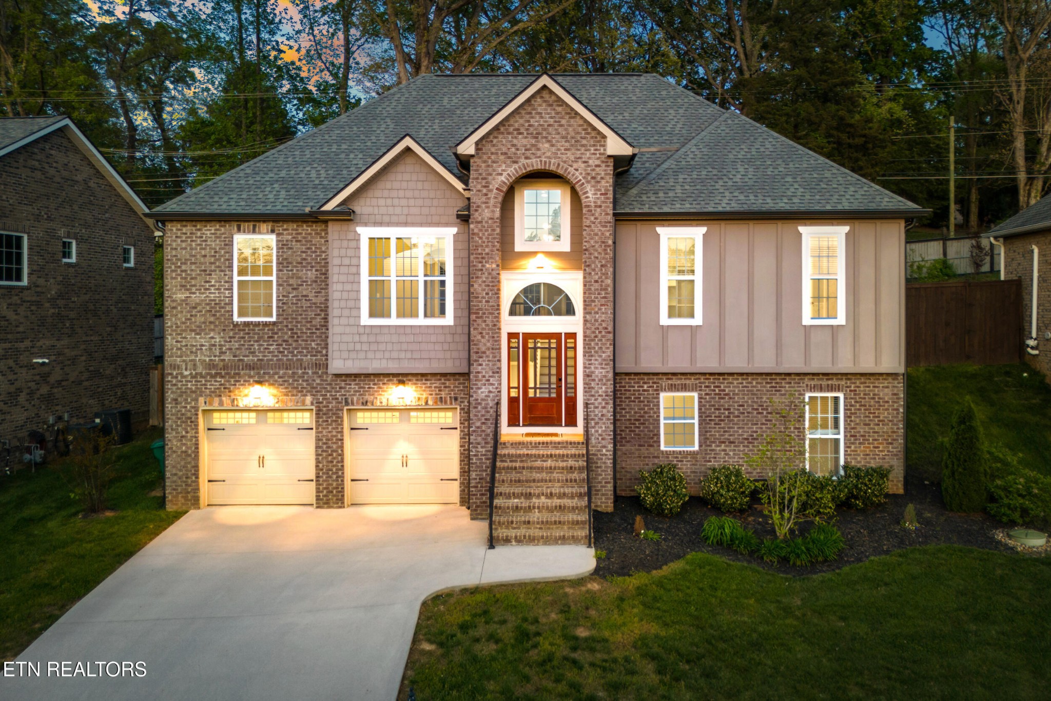 8508 Flowering Peach Lane Property Photo