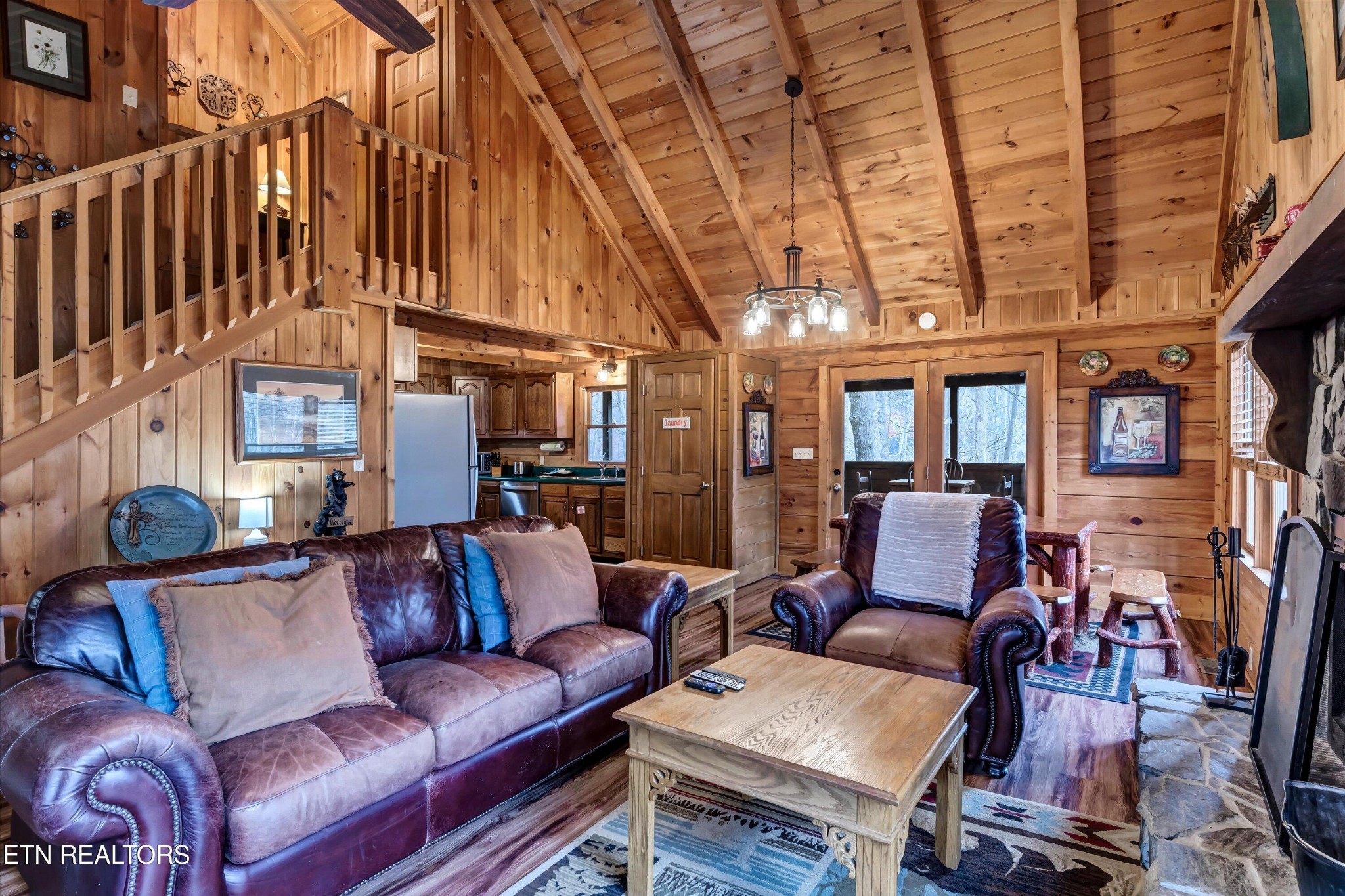 1141 Ski View Lane Property Photo 9