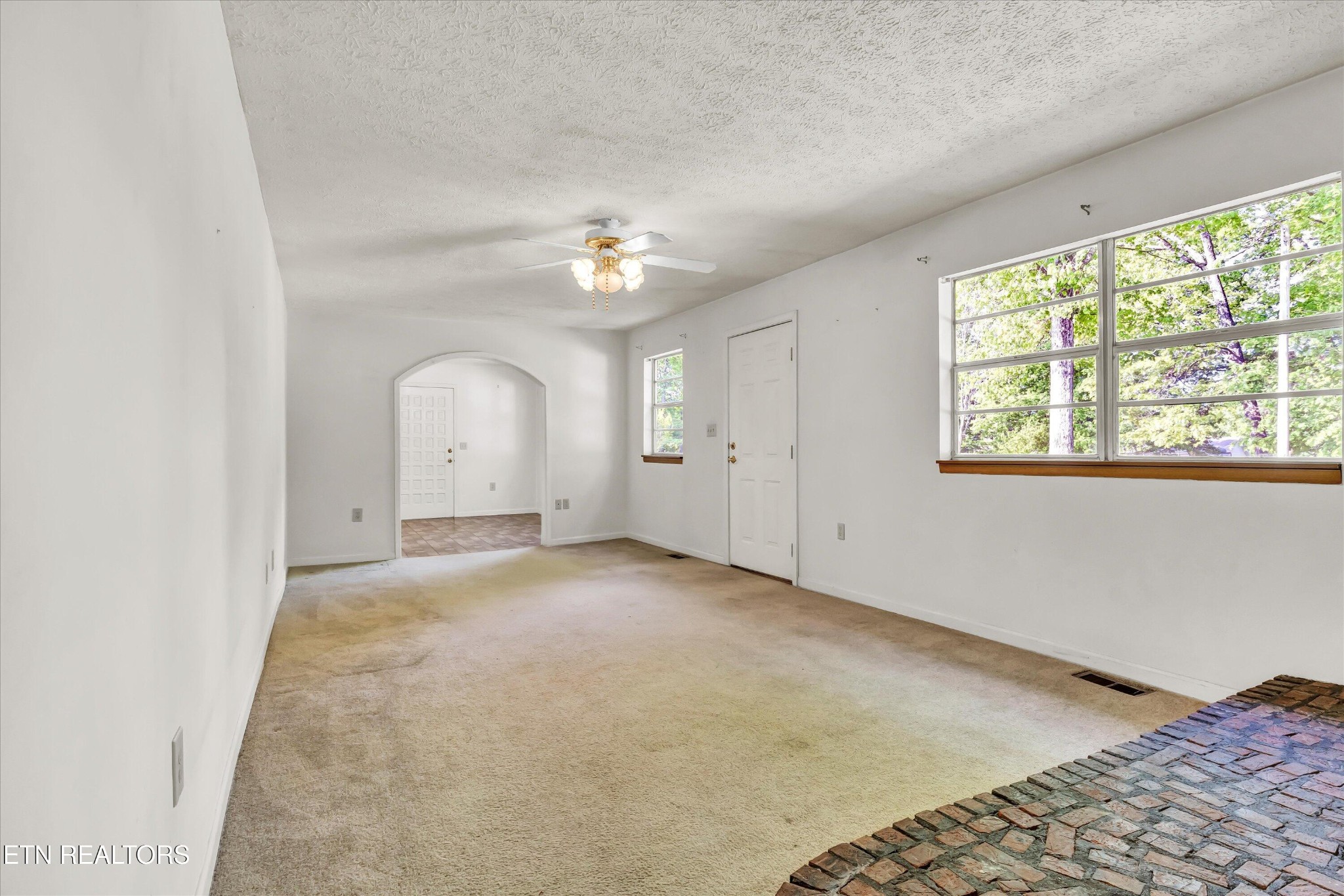 1316 Old Chisholm Tr Property Photo 8