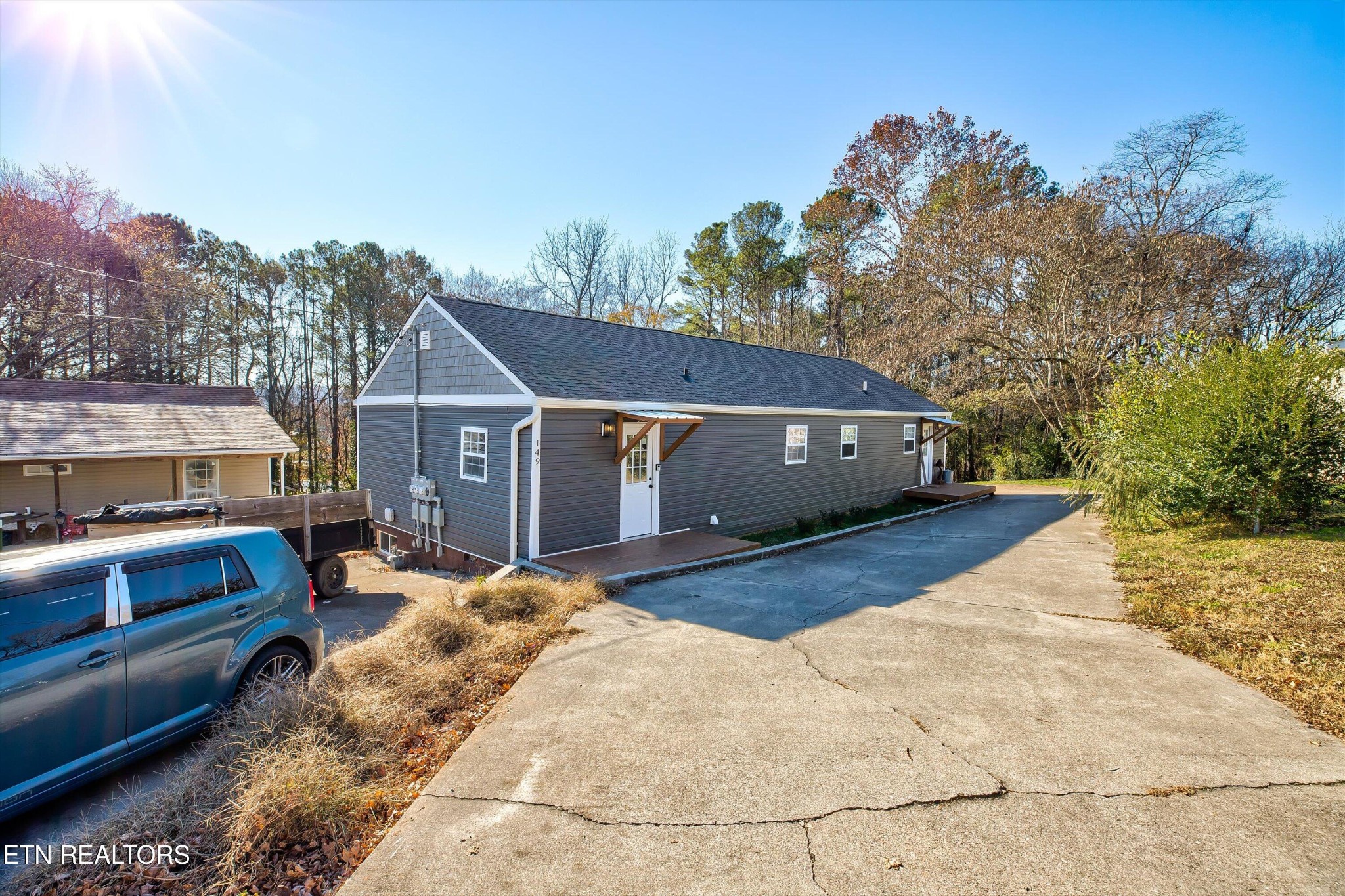 149 Hamilton Circle Property Photo