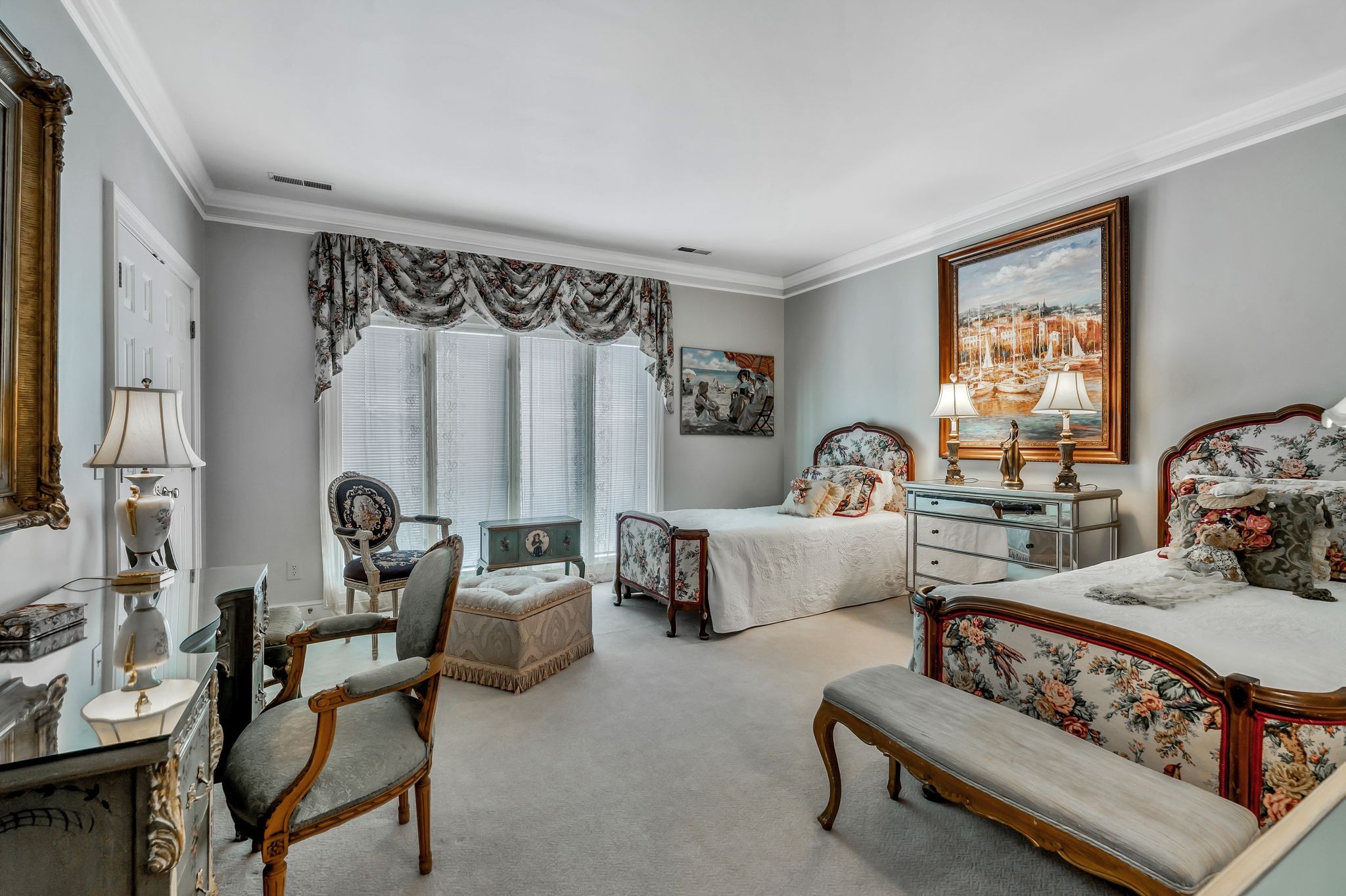 135 Abbottsford Property Photo 46