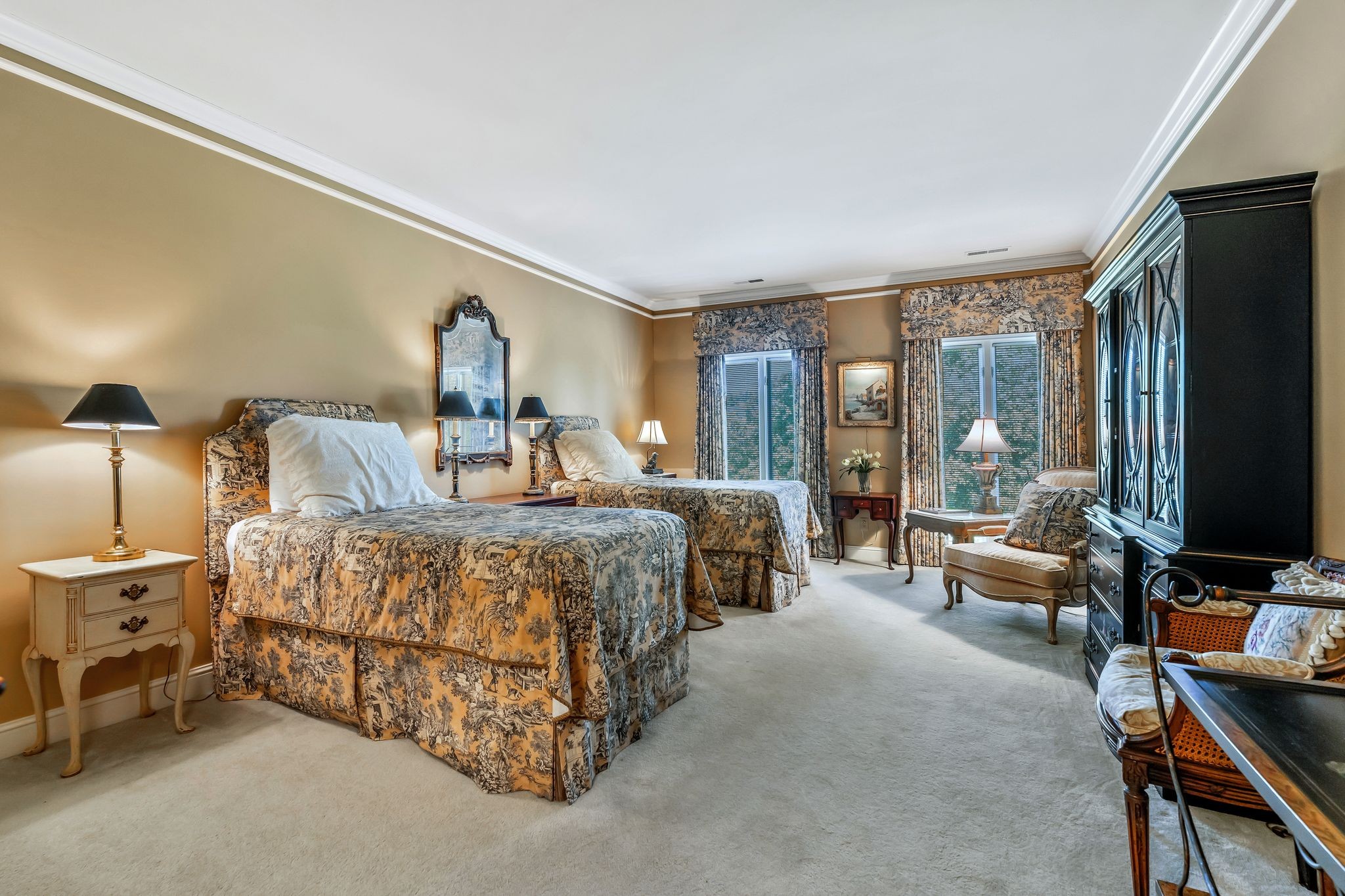 135 Abbottsford Property Photo 49