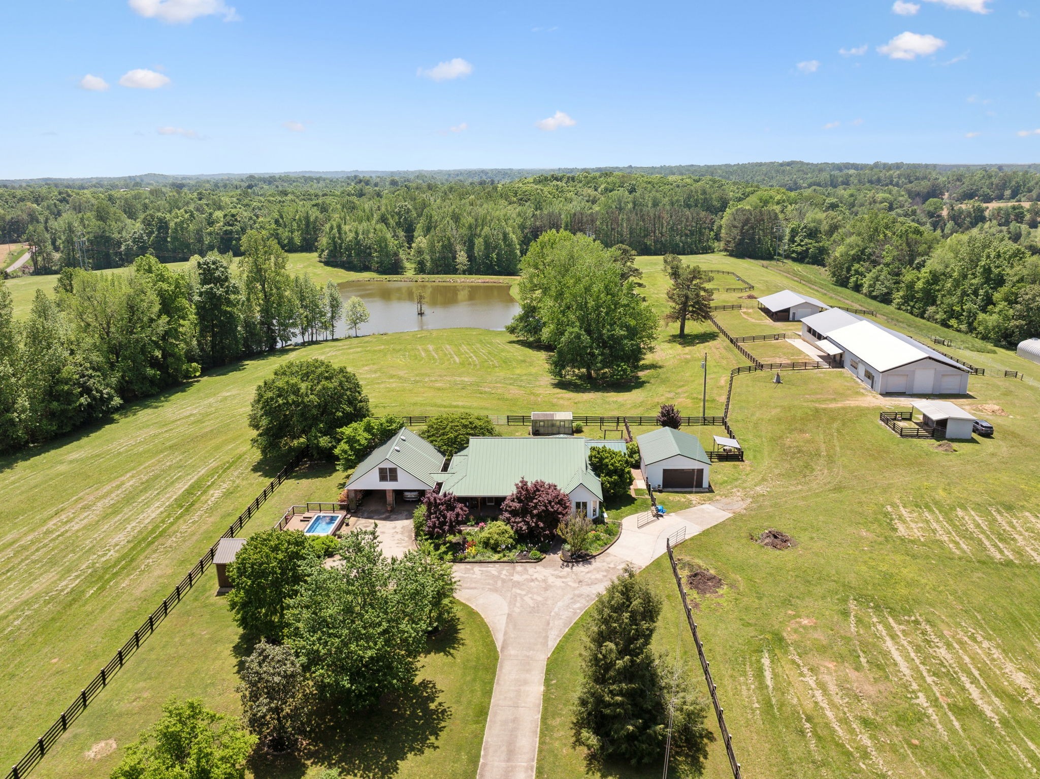 7734 Upper Snake Rd Property Photo 1