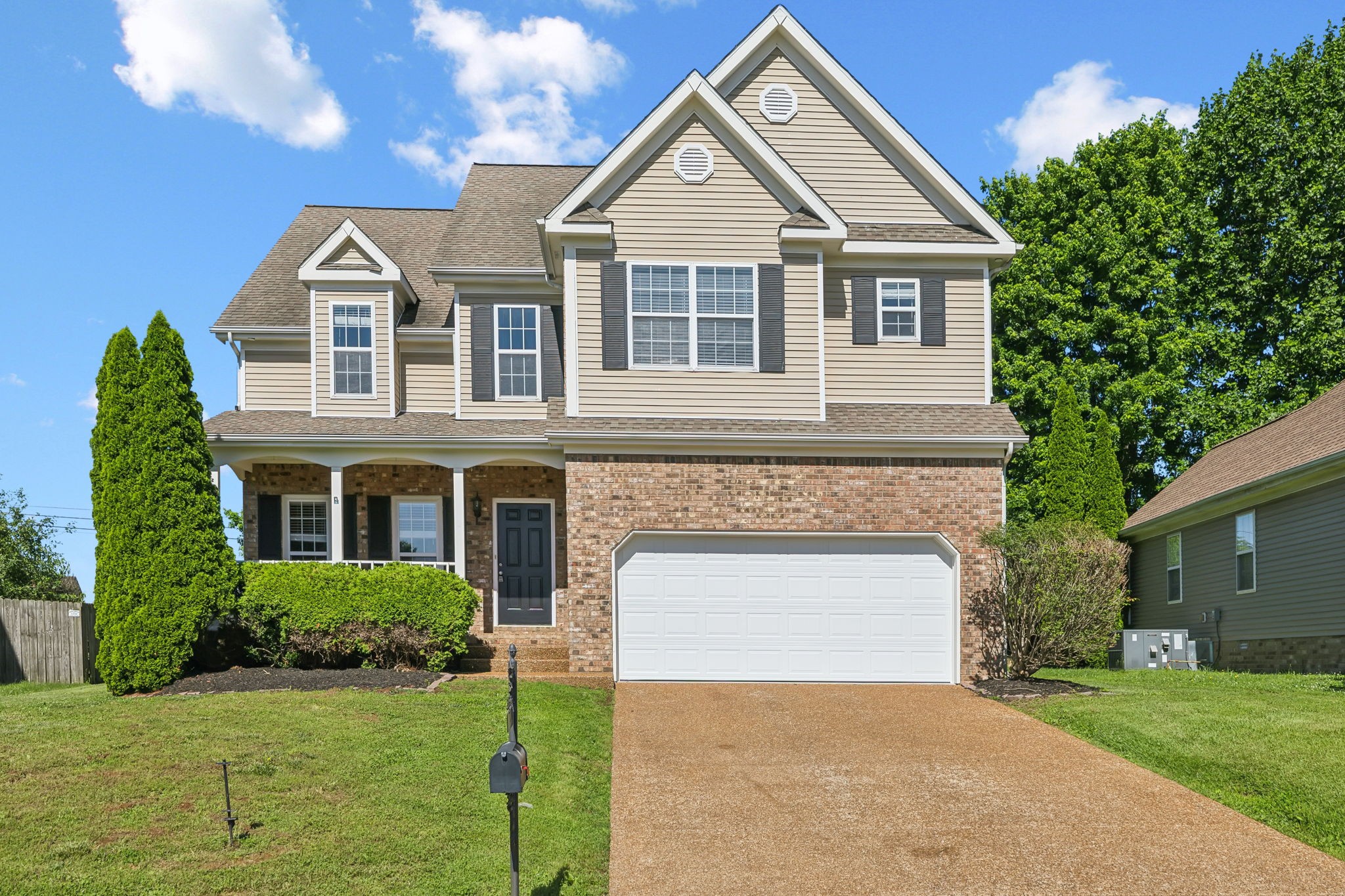 1030 Persimmon Dr Property Photo 1
