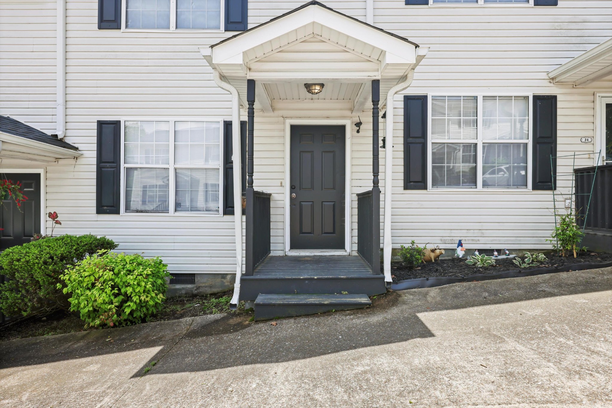17 Bama Lane Property Photo 1