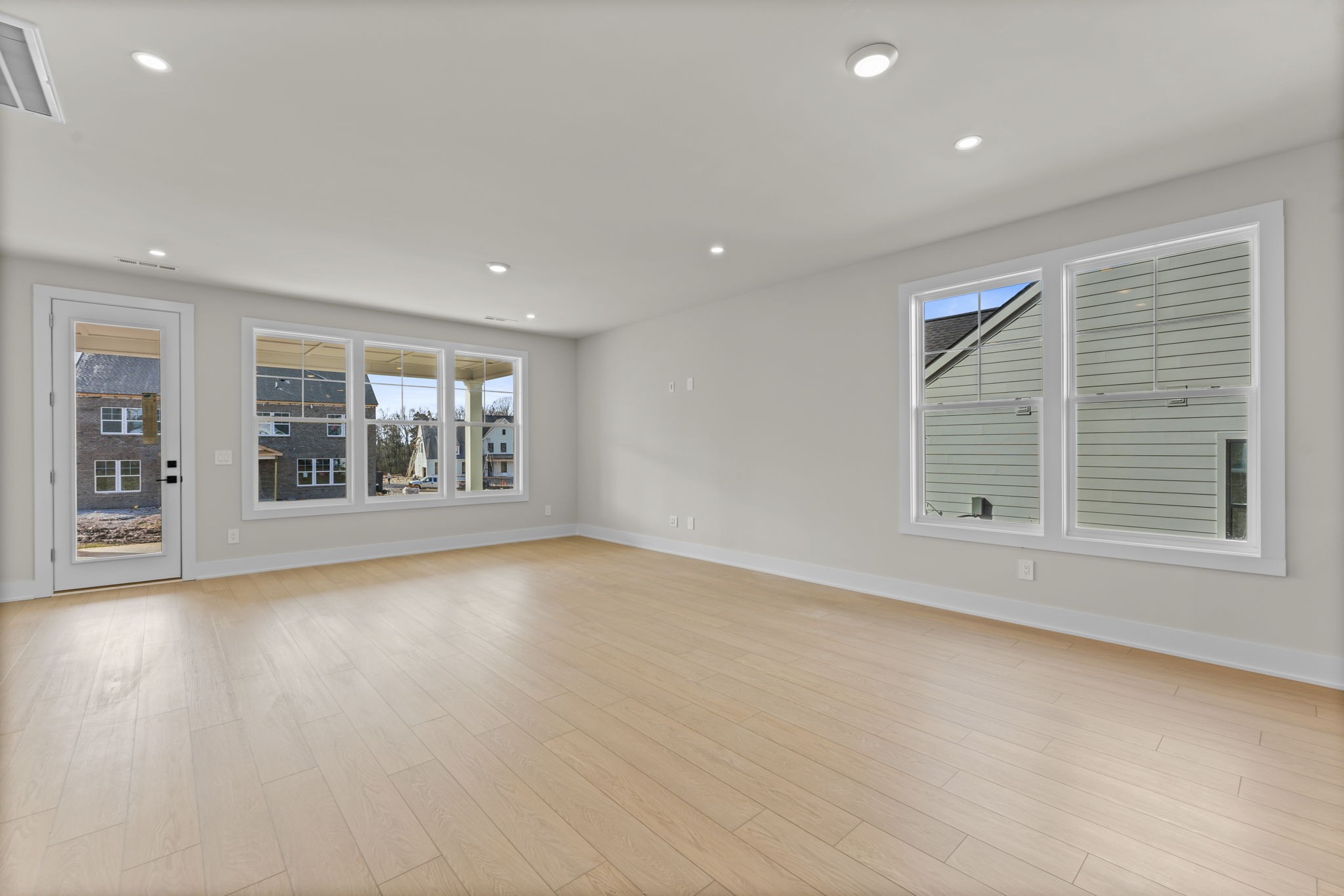 2967 Silva Loop Property Photo 6