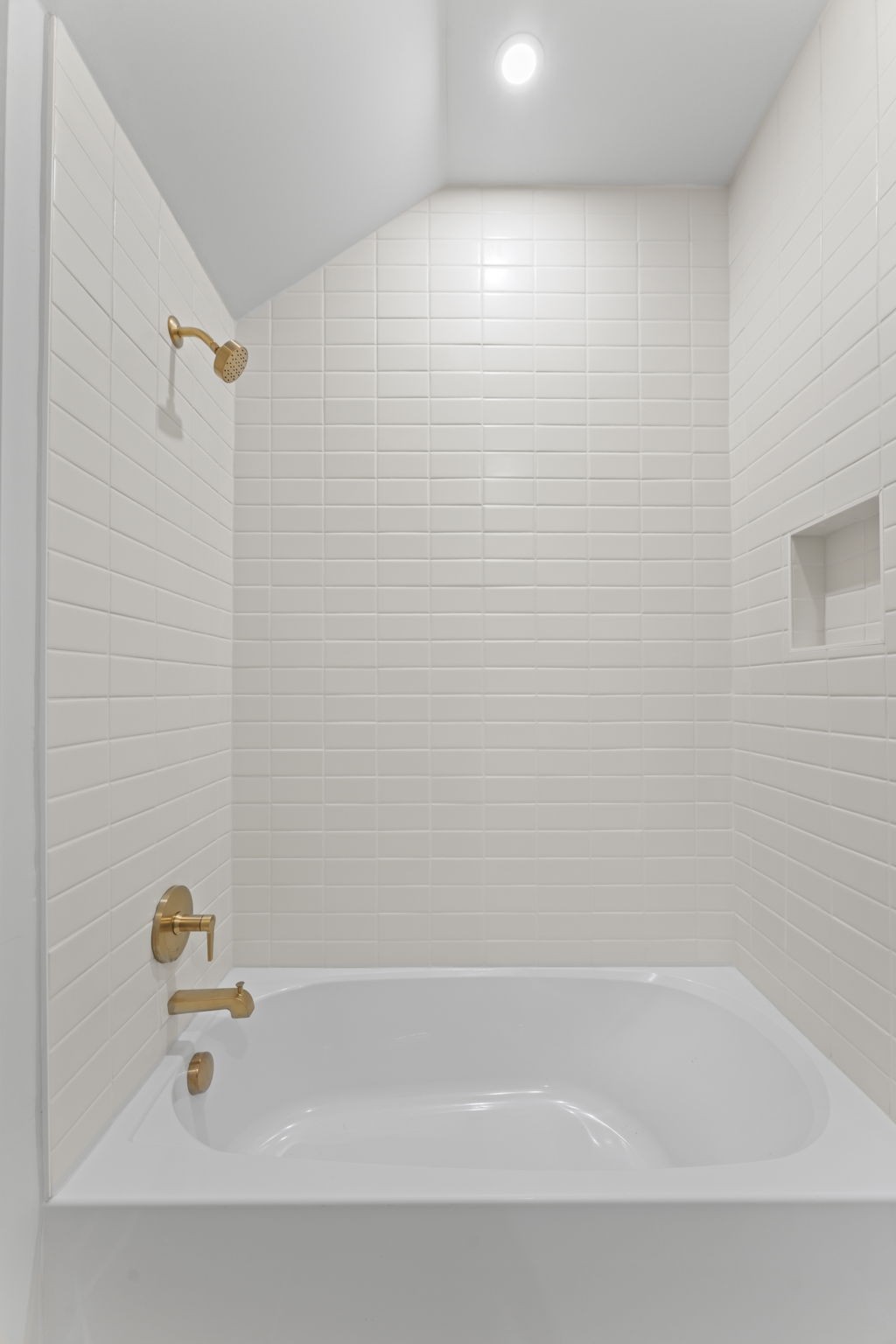 842 Silva Loop Property Photo 13
