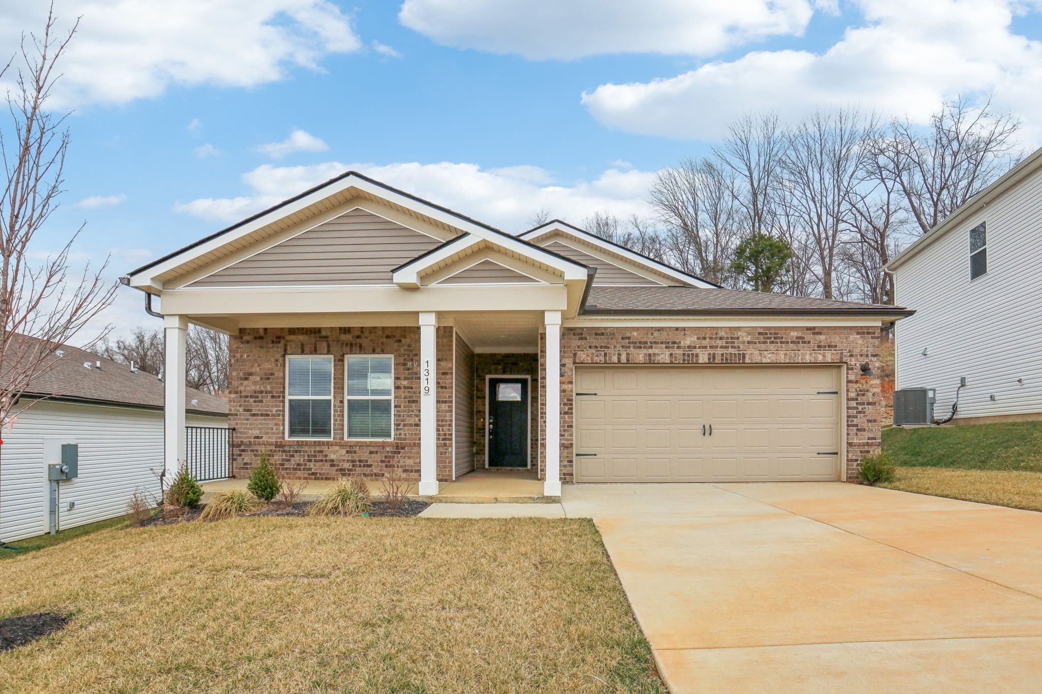 1319 Bluffton Circle Property Photo