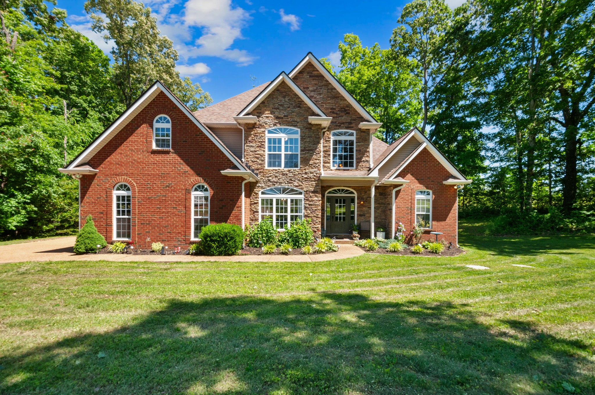 990 Iron Hill Rd Property Photo