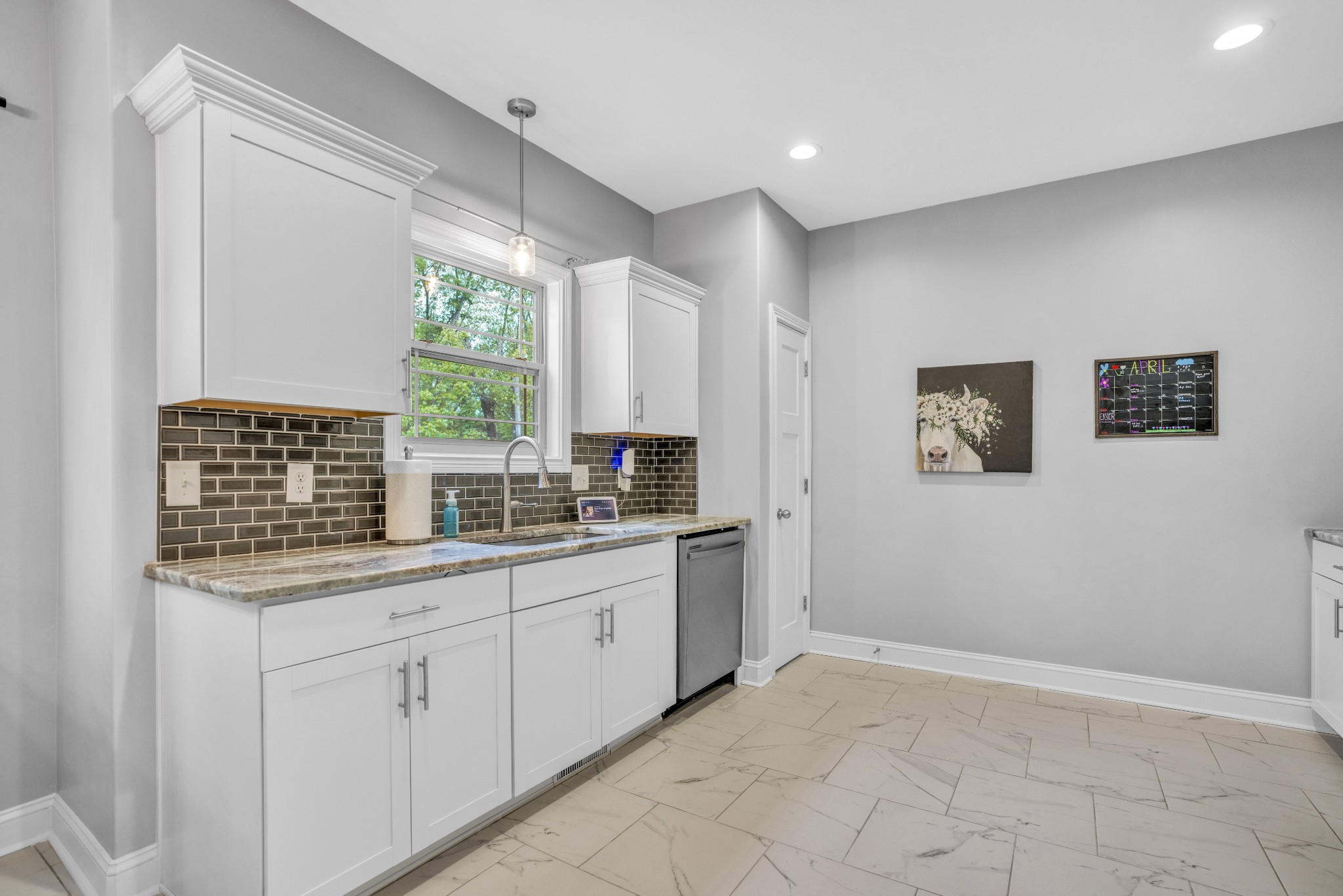 1280 Kendall Dr Property Photo 13