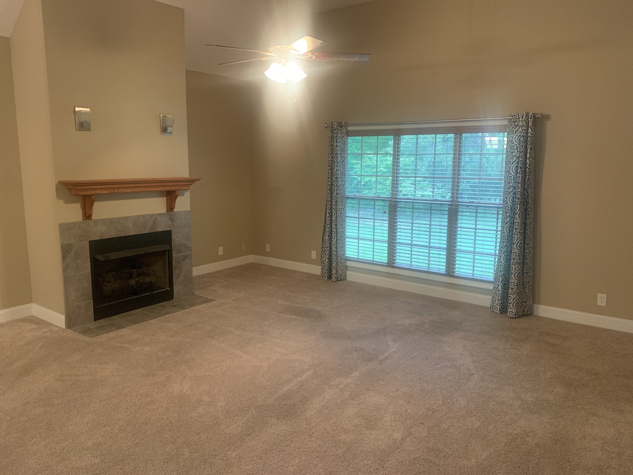 285 Turnberry Cir Property Photo 6