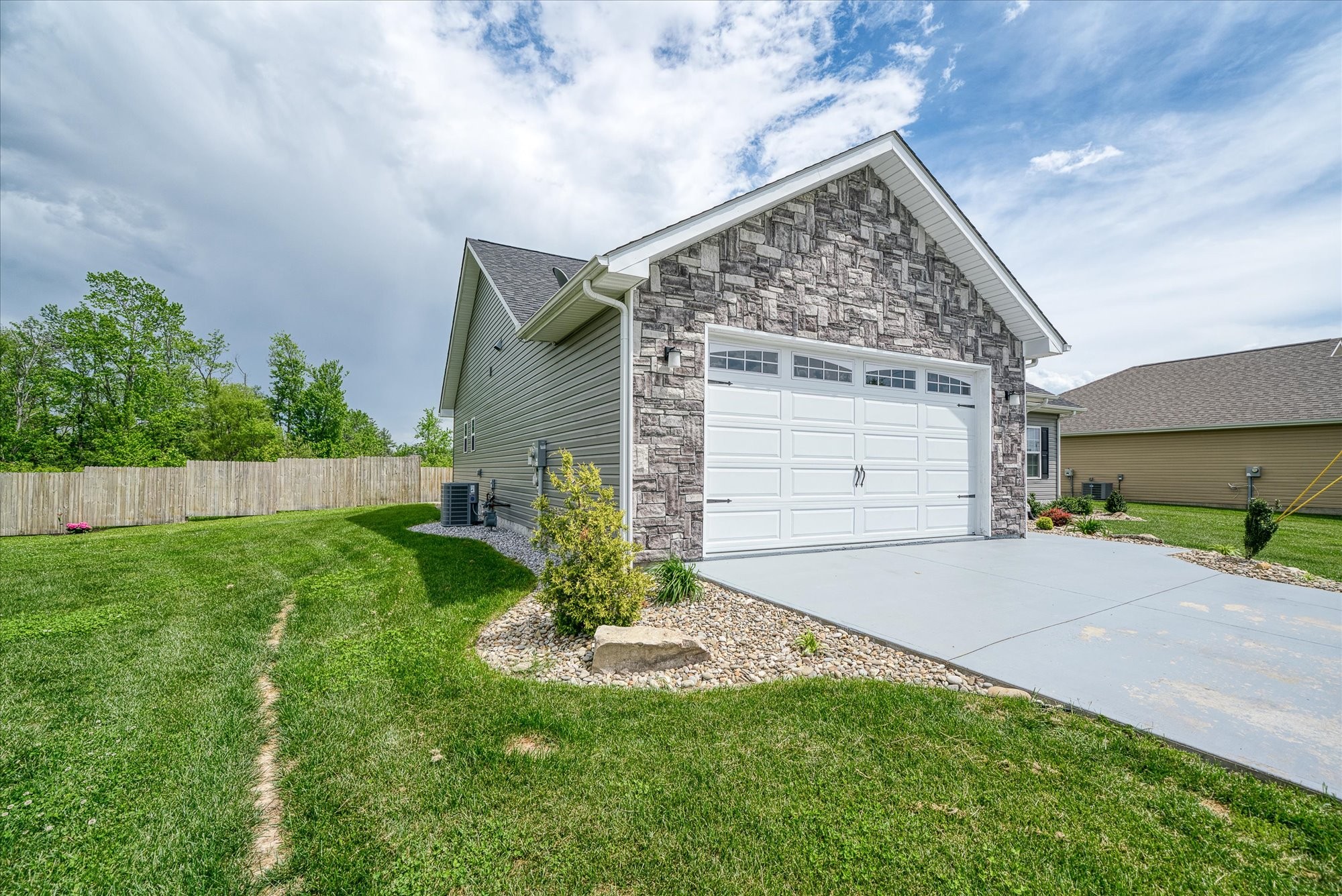 80 Sky View Meadow Dr Property Photo 2