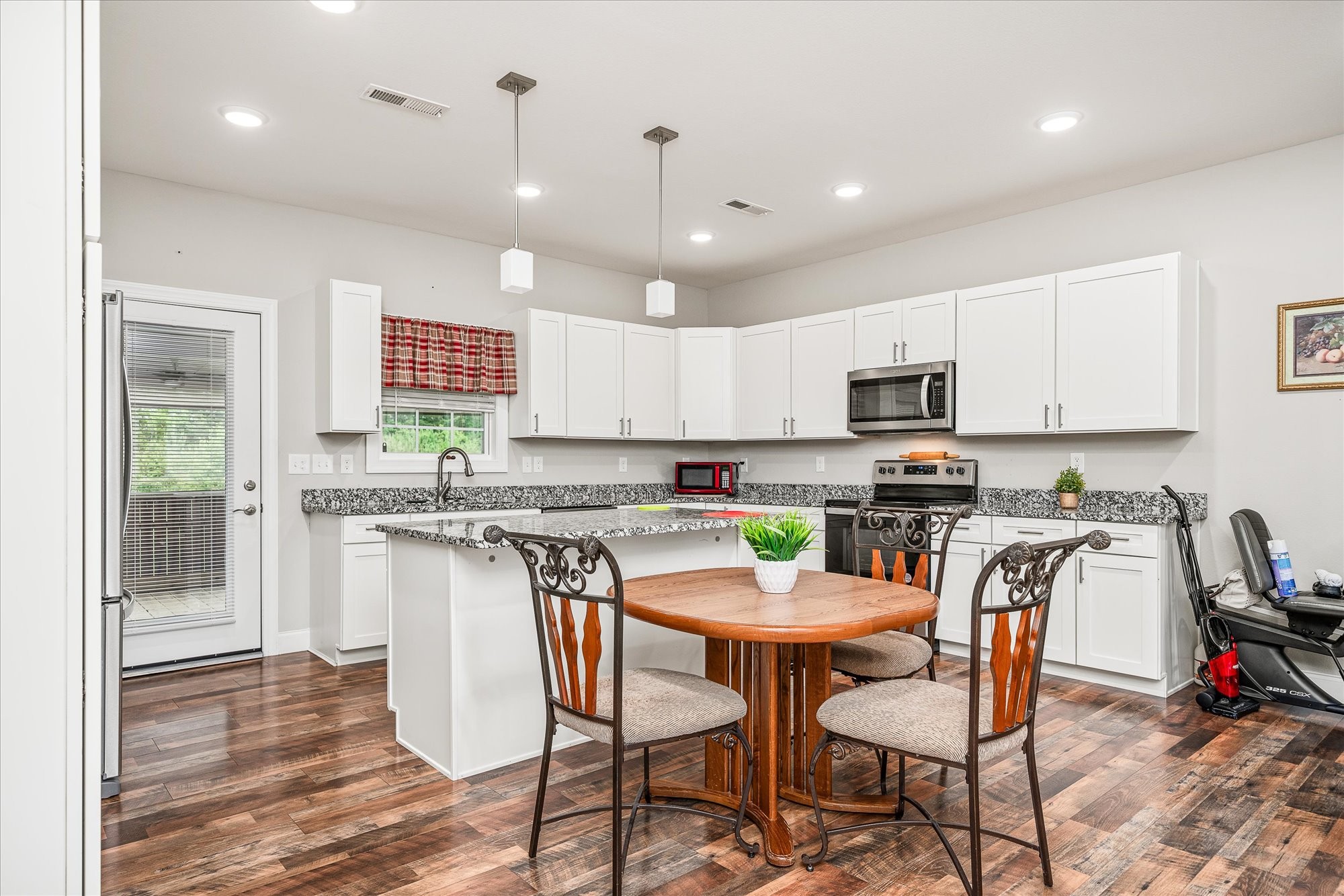 80 Sky View Meadow Dr Property Photo 9