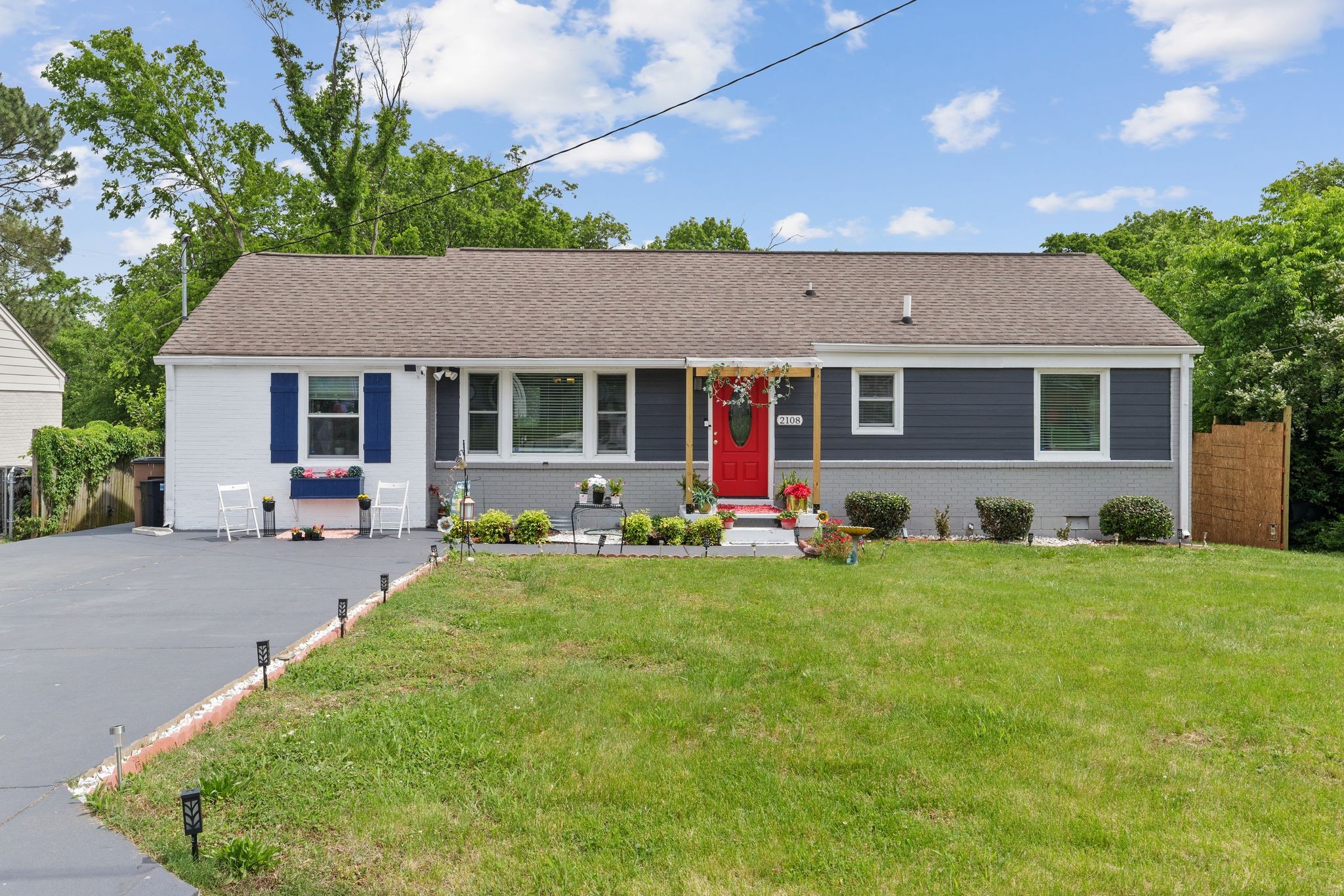 2108 Sanborn Dr Property Photo 1