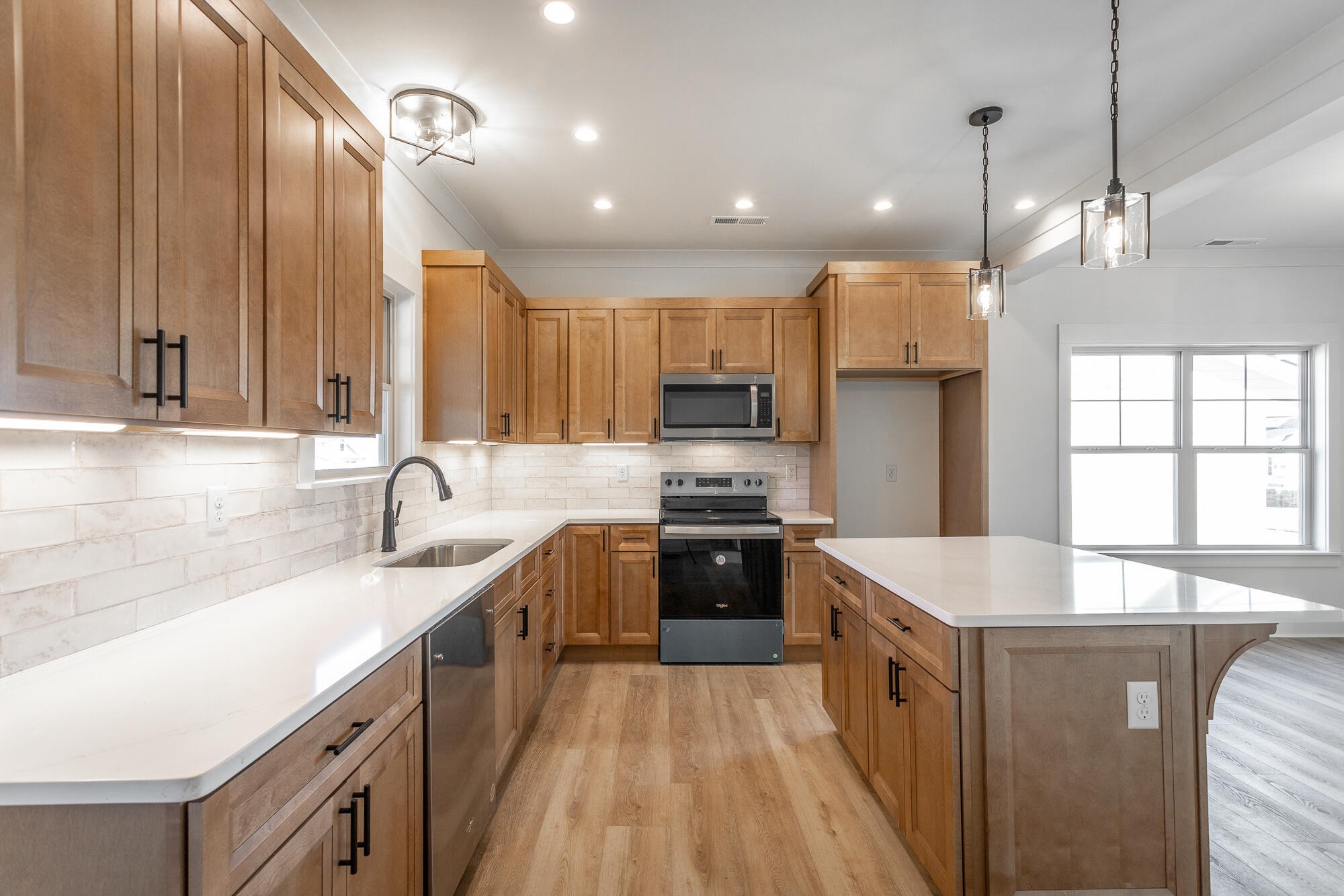 492 Willow Grove Court Property Photo 18
